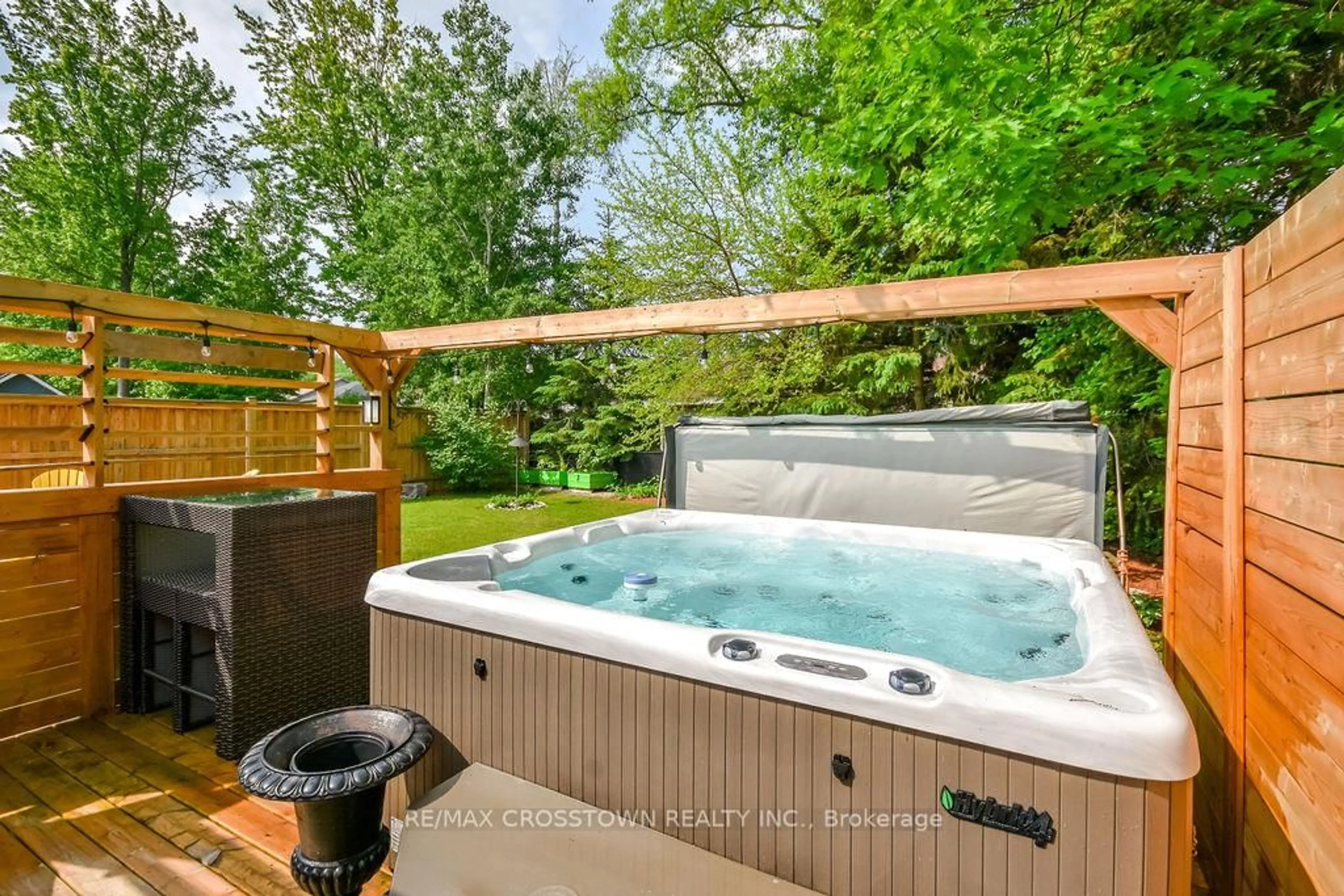 Patio, water/lake/river/ocean view for 100 61st St, Wasaga Beach Ontario L9Z 1W1