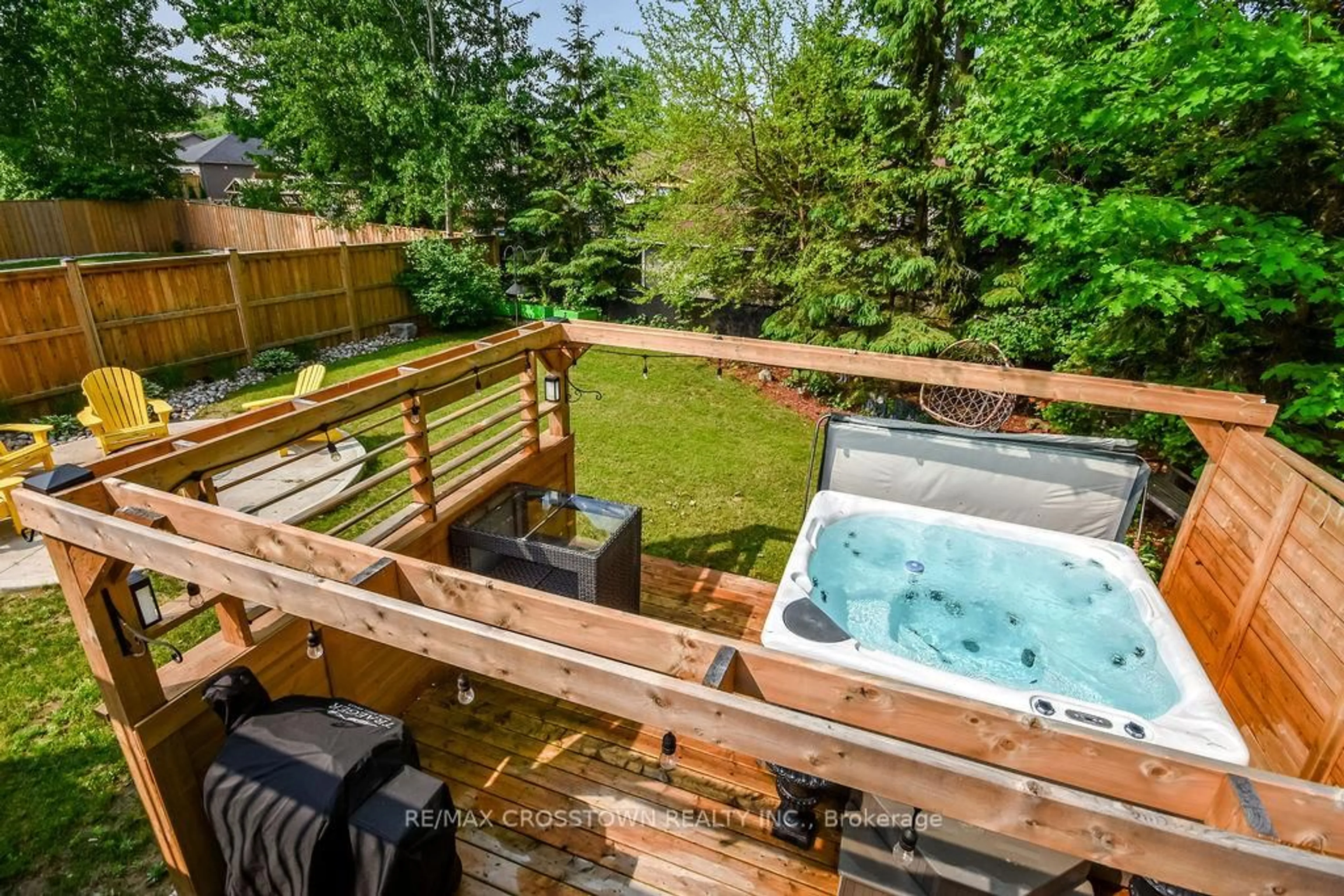Patio, water/lake/river/ocean view for 100 61st St, Wasaga Beach Ontario L9Z 1W1