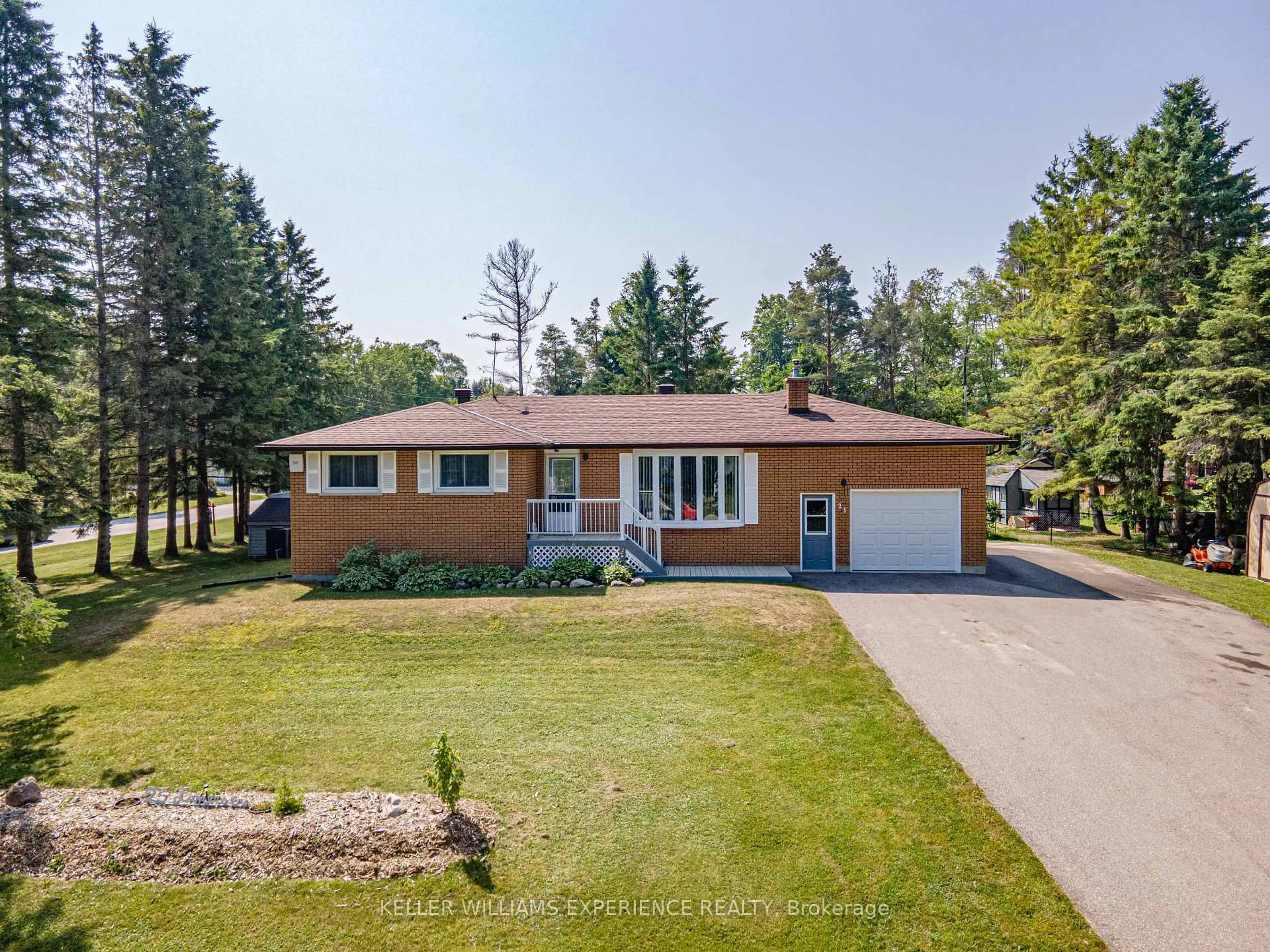 A pic from outside/outdoor area/front of a property/back of a property/a pic from drone, street for 25 LAMERS Cres, Clearview Ontario L0M 1N0