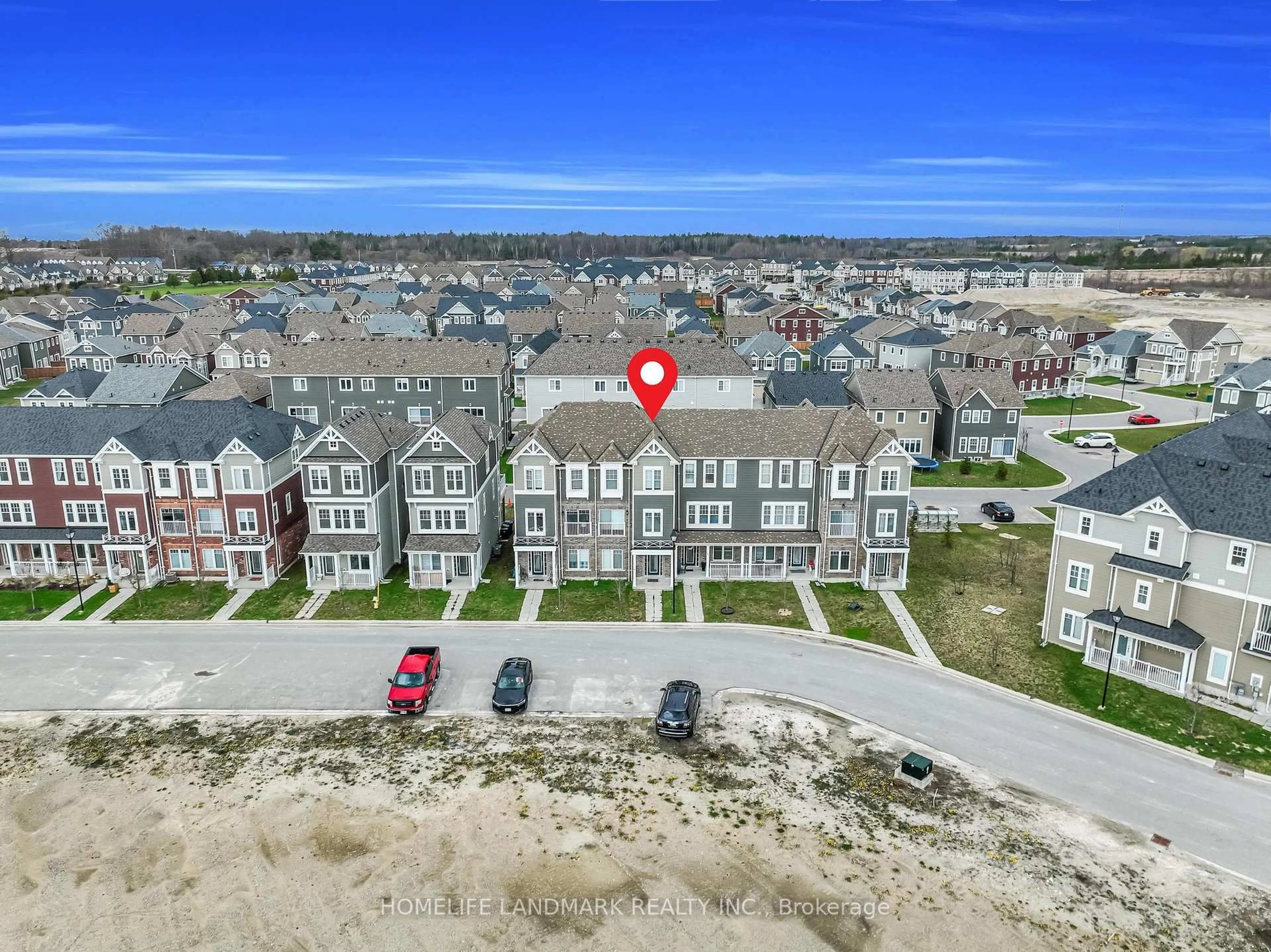 A pic from outside/outdoor area/front of a property/back of a property/a pic from drone, street for 111 Sandhill Crane Dr, Wasaga Beach Ontario L9Z 0J7