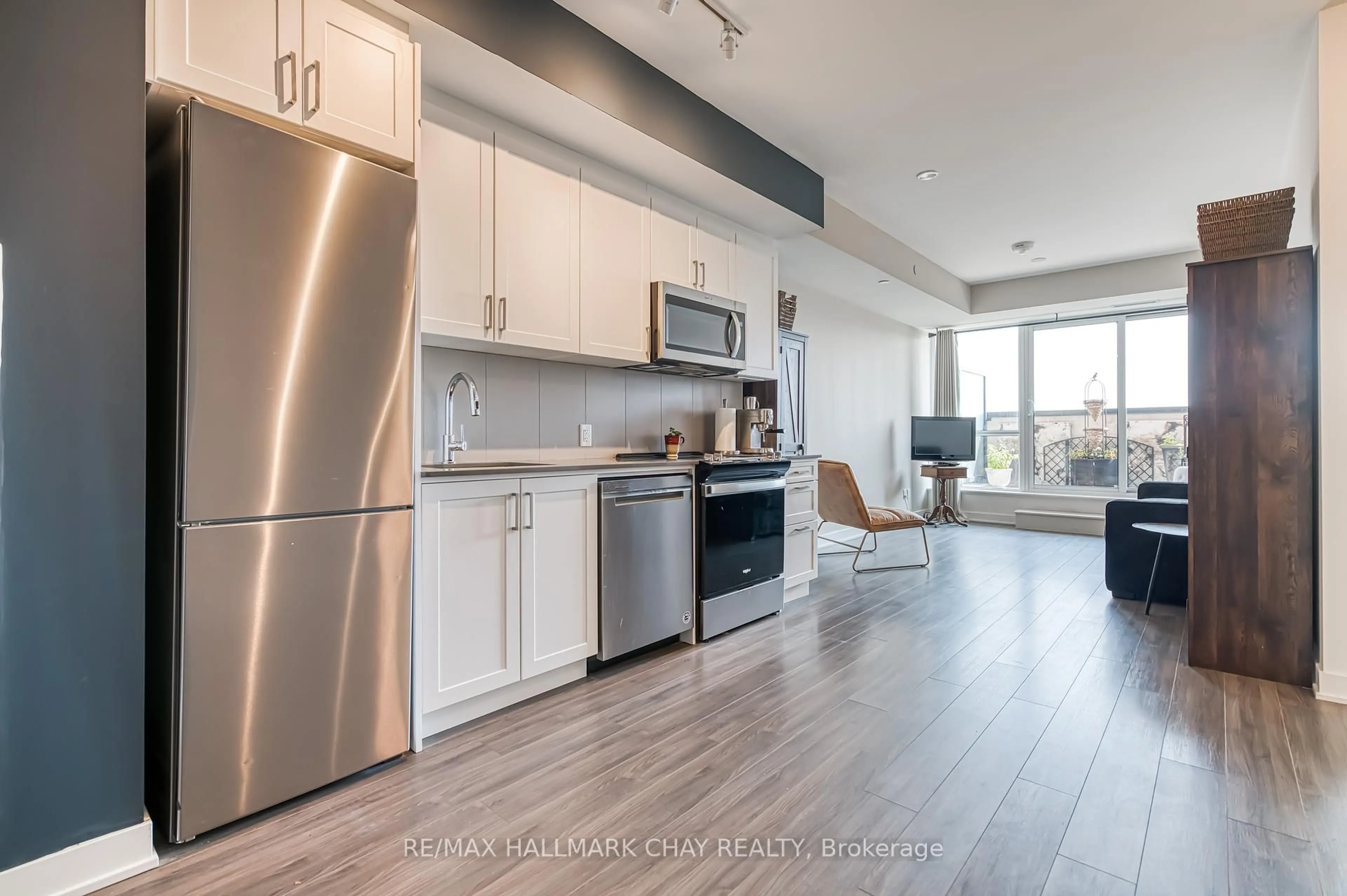Open concept kitchen, unknown for 681 Yonge St #217, Barrie Ontario L4N 4E8