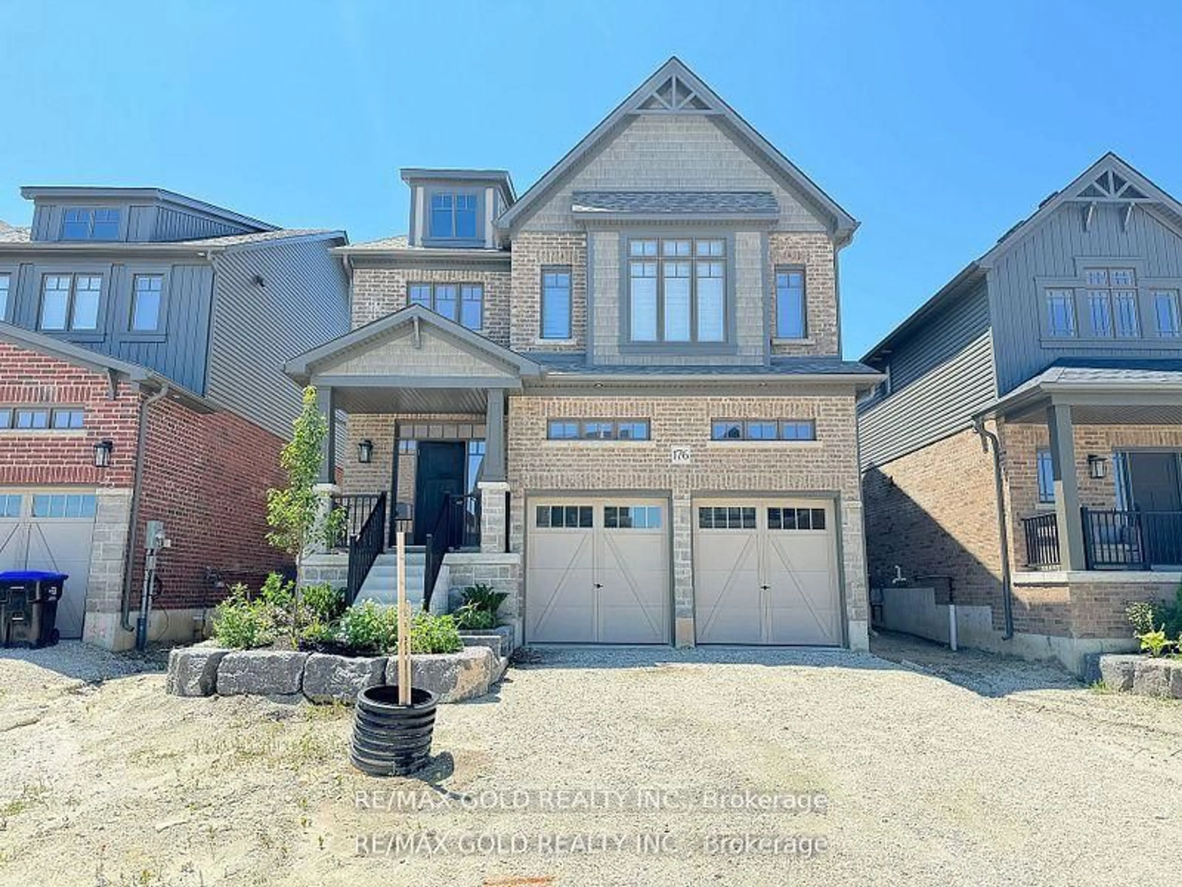 Home with brick exterior material, street for 176 Plewes Dr, Collingwood Ontario L6Y 0E9