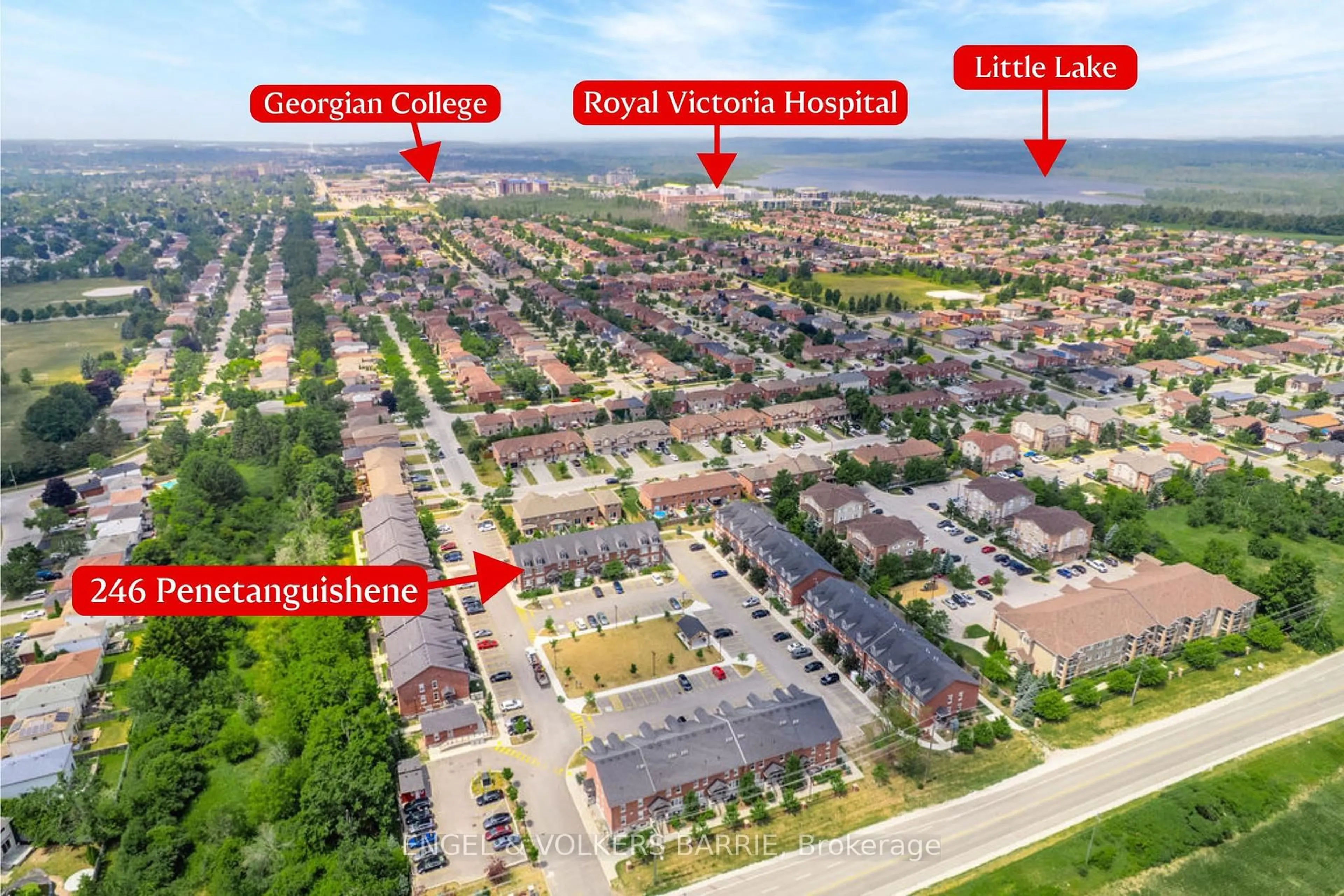 A pic from outside/outdoor area/front of a property/back of a property/a pic from drone, street for 246 Penetanguishene Rd #6, Barrie Ontario L4M 7C2