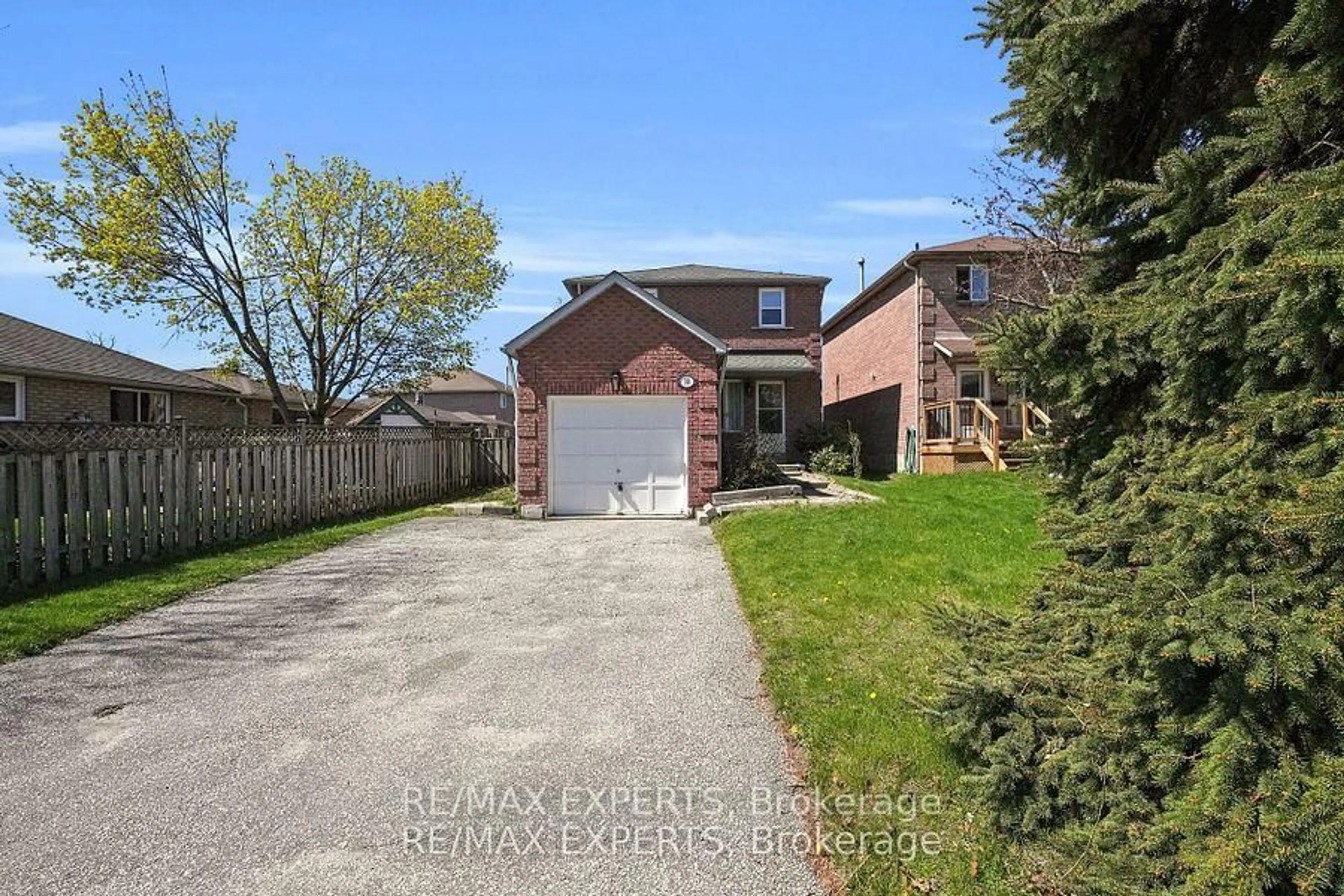 Home with brick exterior material, street for 10 Wallace Dr, Barrie Ontario L4N 7E2