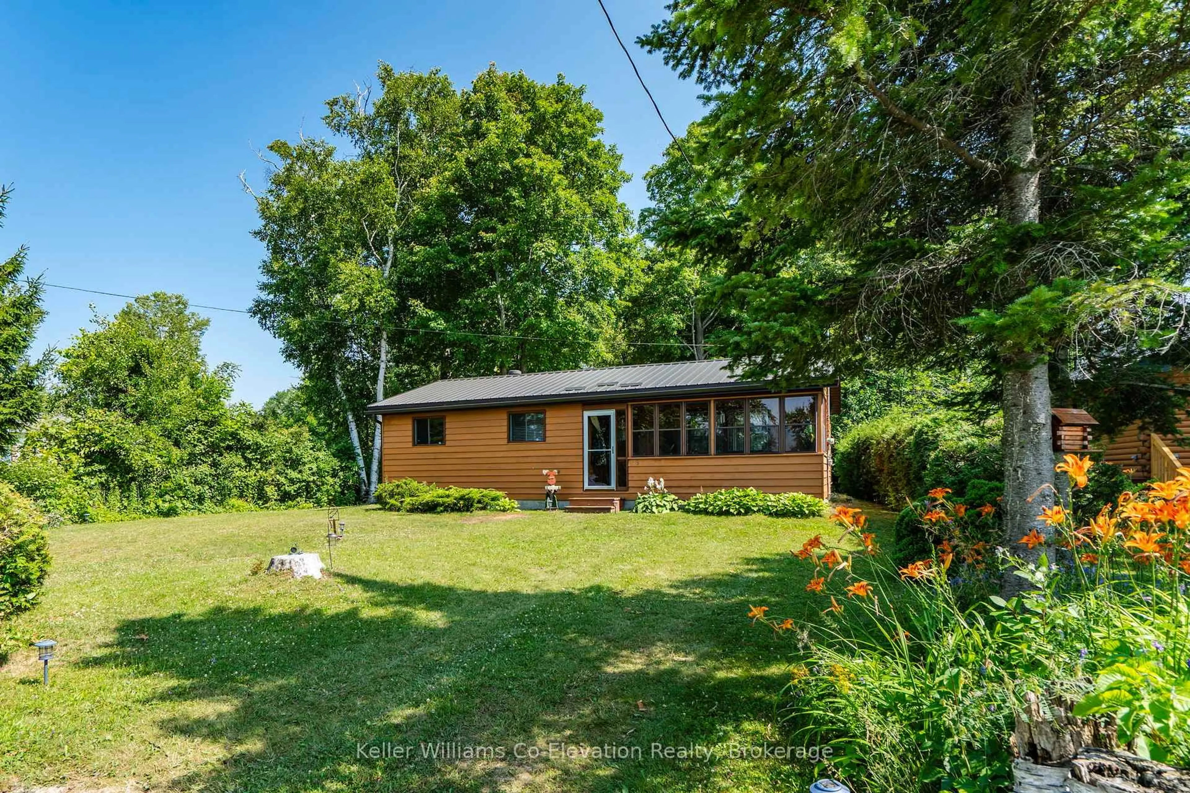 A pic from outside/outdoor area/front of a property/back of a property/a pic from drone, unknown for 179 Patterson Blvd, Tay Ontario L0K 1R0