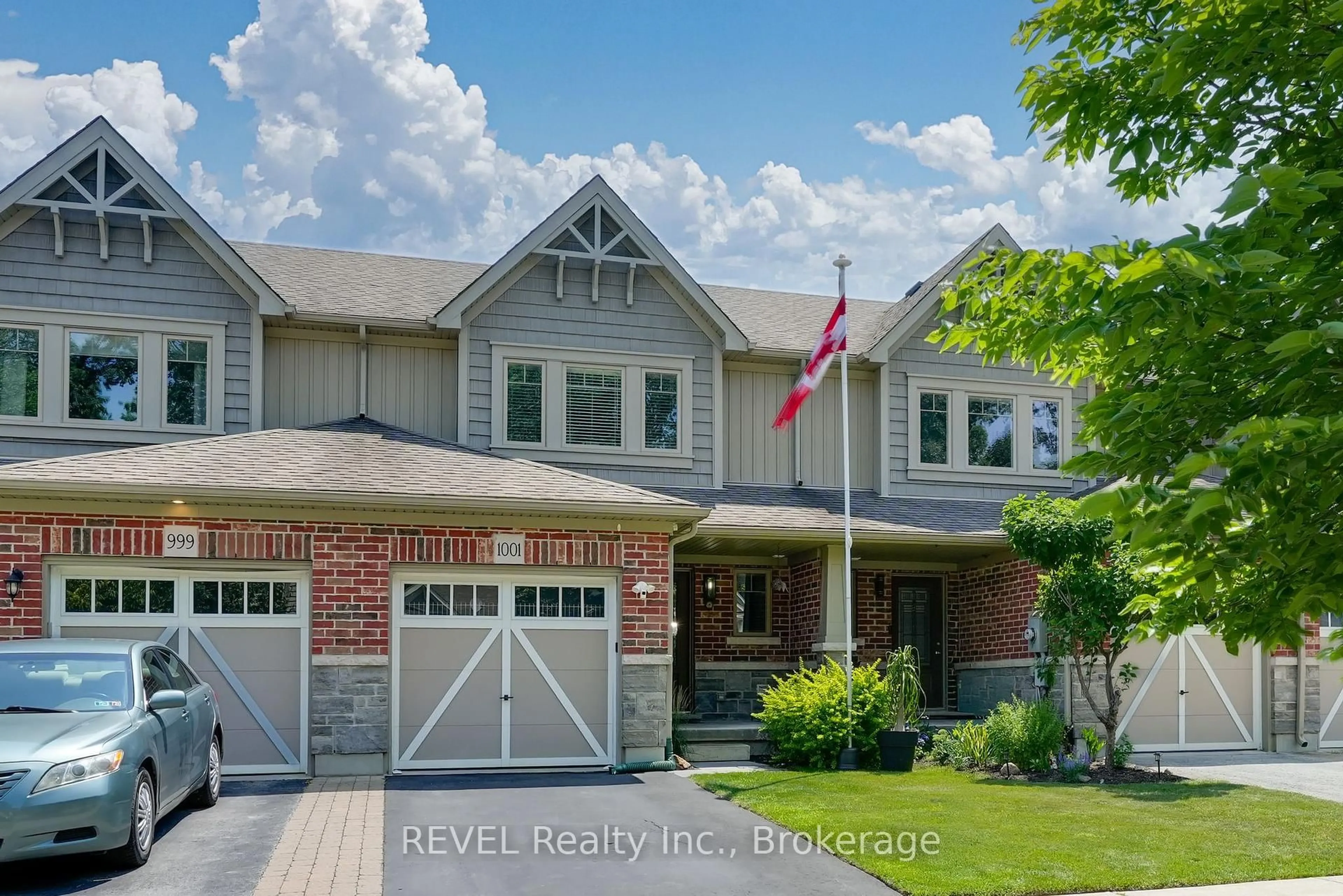 Home with brick exterior material, street for 1001 Cook Dr, Midland Ontario L4R 0E4