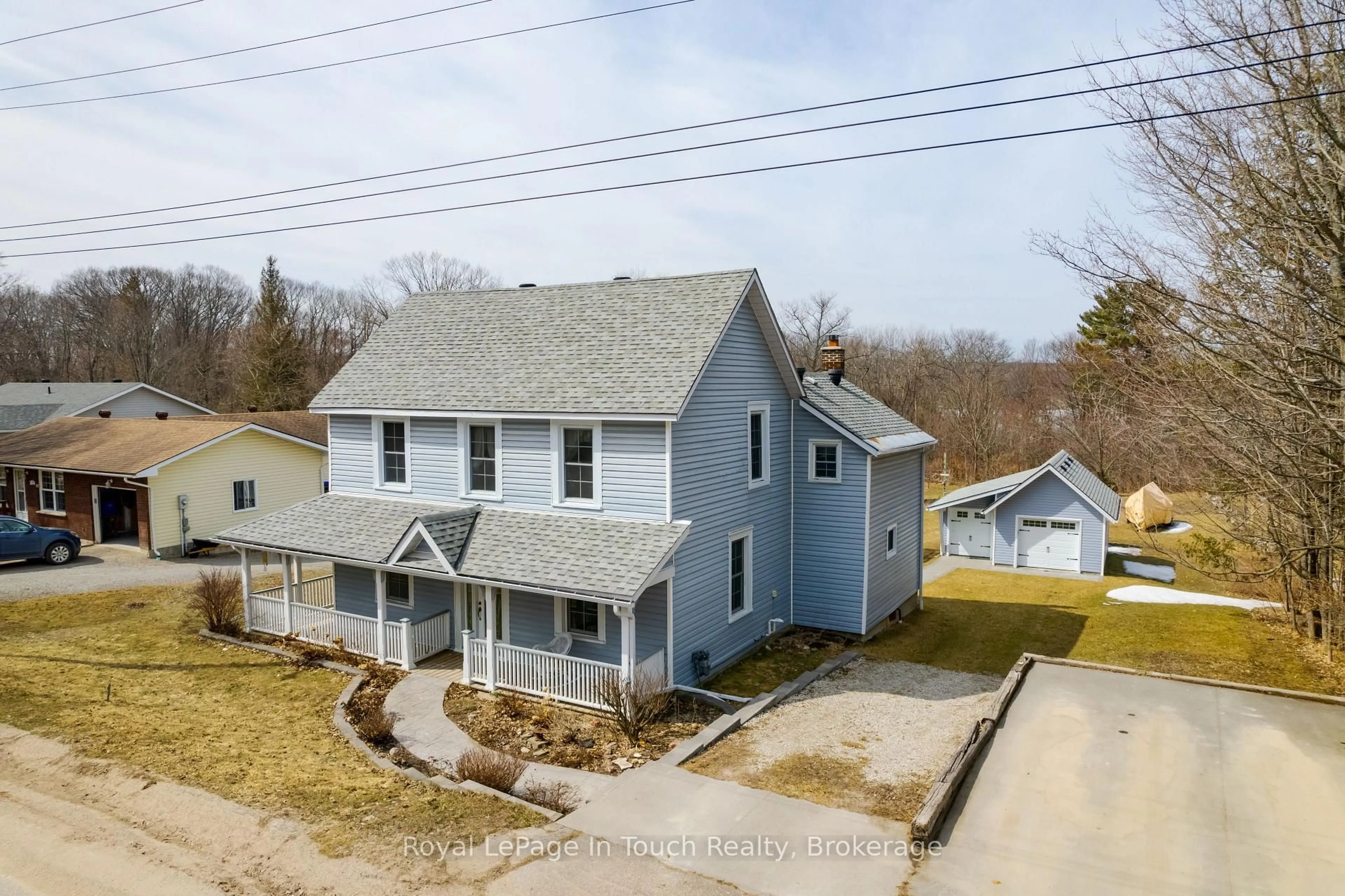 A pic from outside/outdoor area/front of a property/back of a property/a pic from drone, street for 306 Church St, Penetanguishene Ontario L9M 1G5