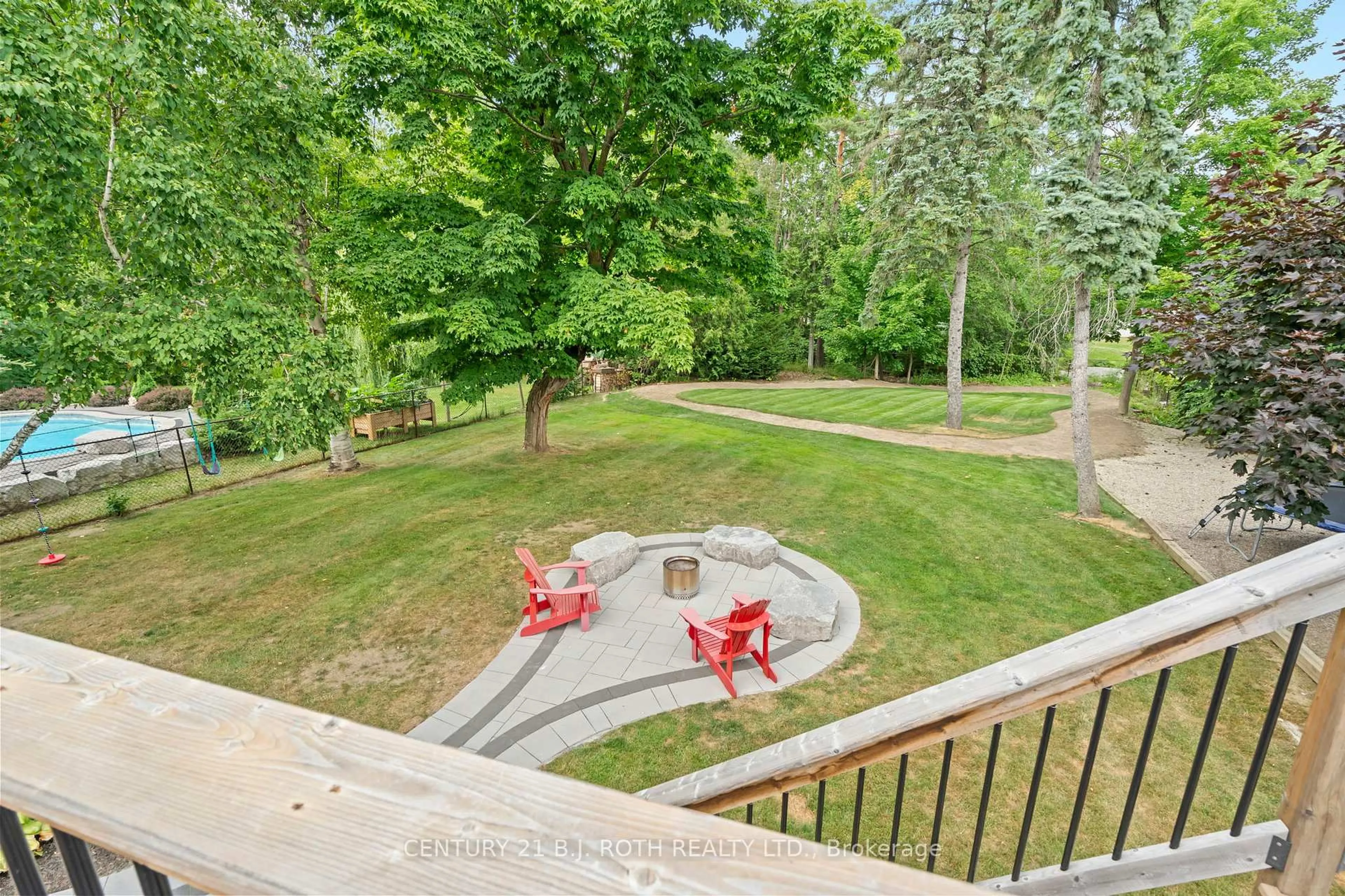 Patio, unknown for 233 Dock Rd, Barrie Ontario L4N 7S9