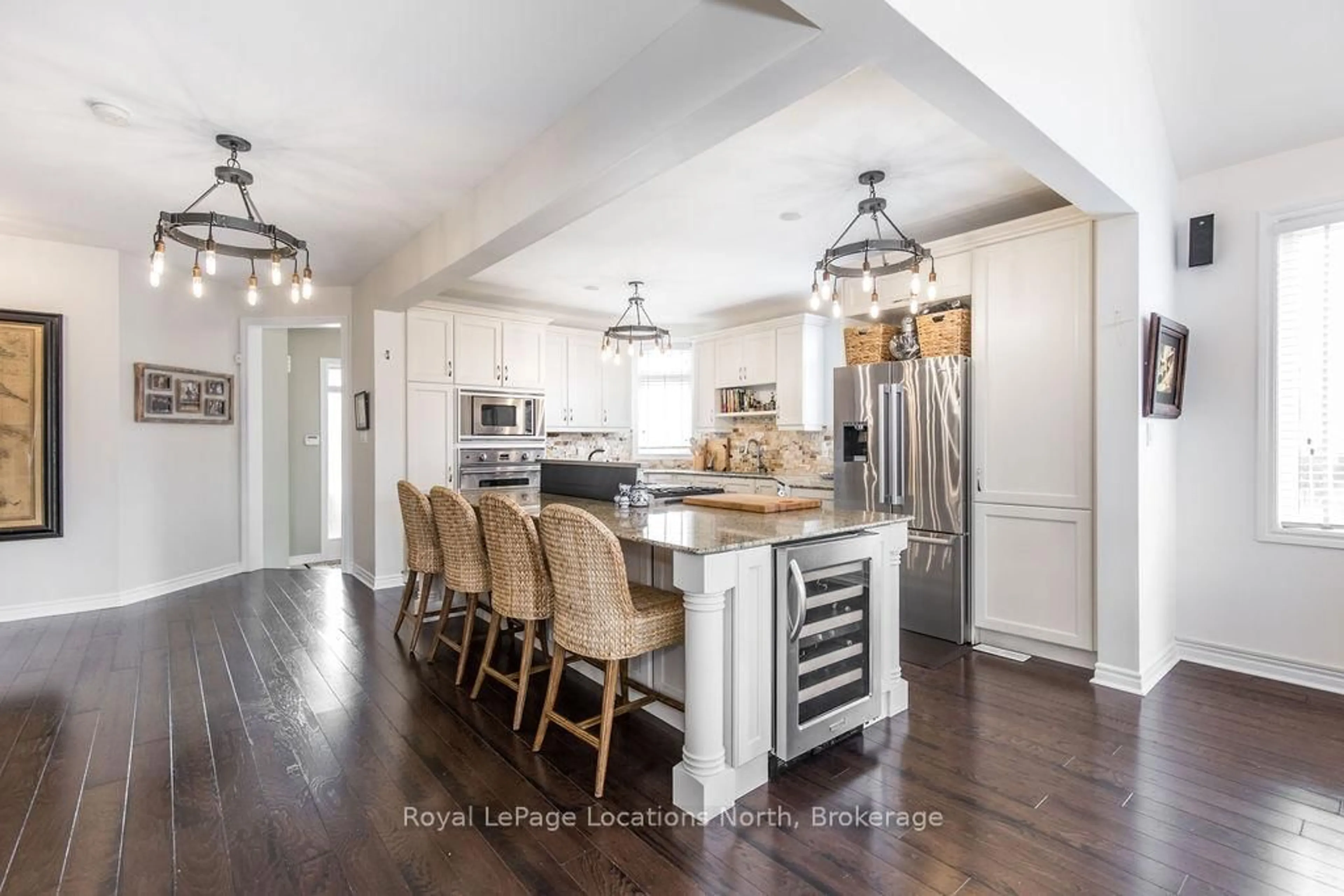 Open concept kitchen, unknown for 58 Waterview Rd, Wasaga Beach Ontario L9Z 0E9