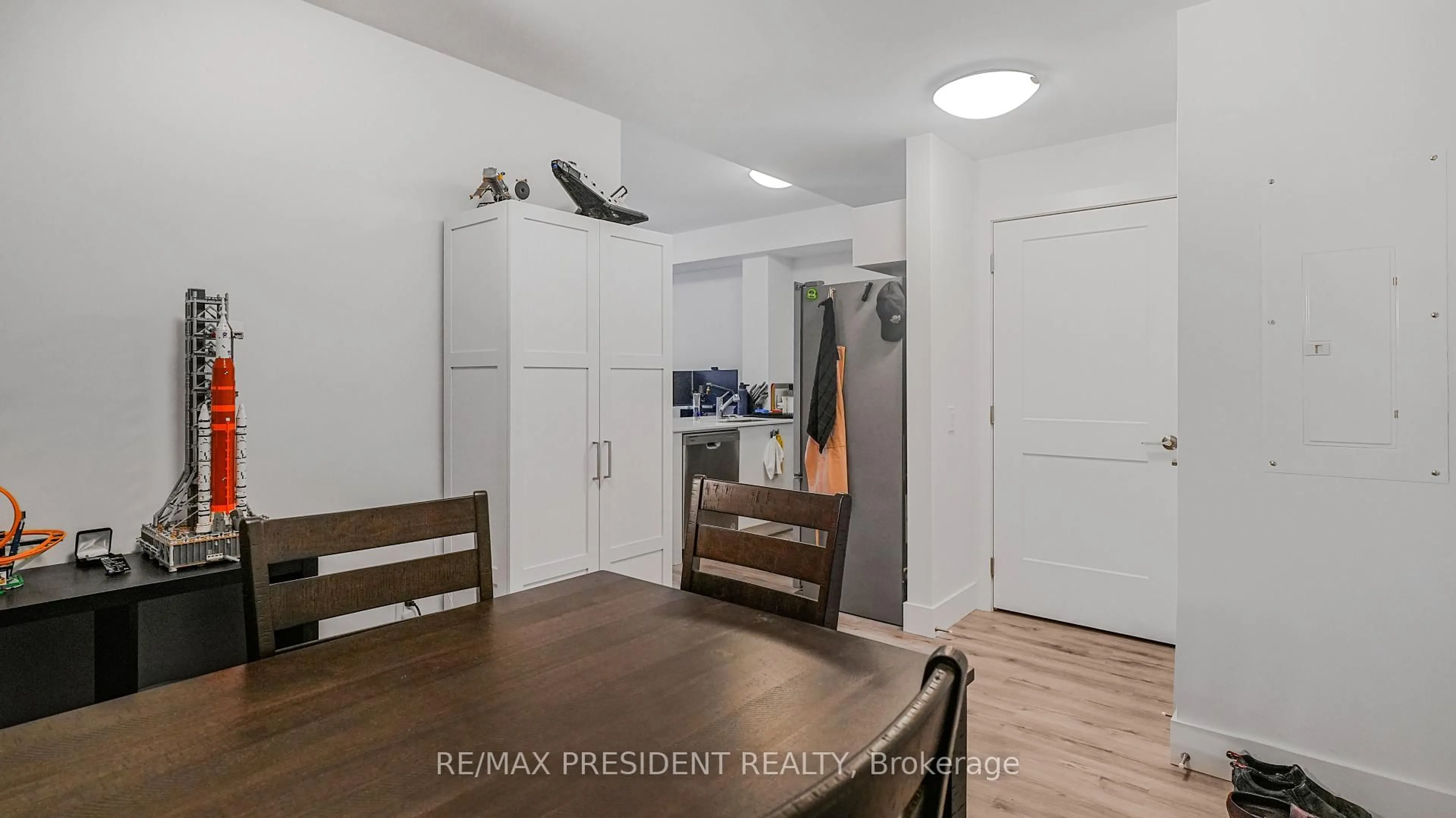 A pic of a room for 4 Kimberly Lane #403, Collingwood Ontario L9Y 5B4