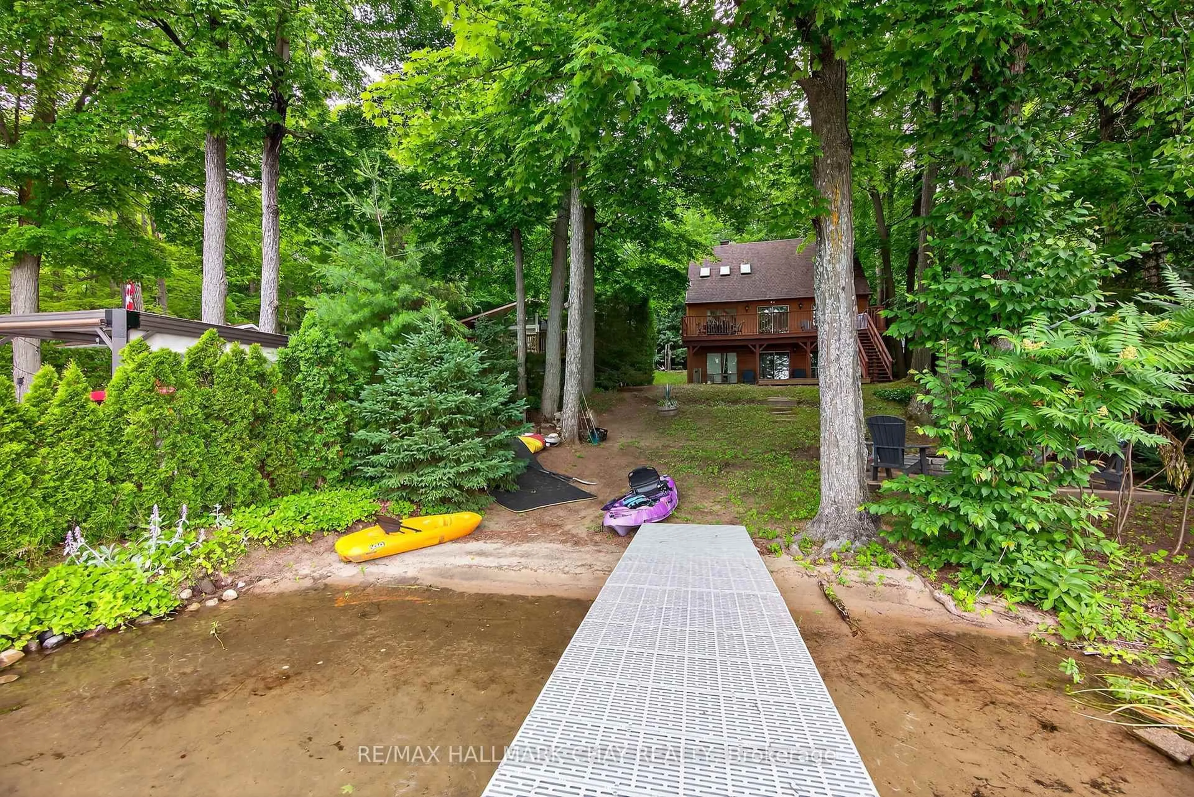Unknown for 176 Farlain Lake Rd, Tiny Ontario L9M 0B5