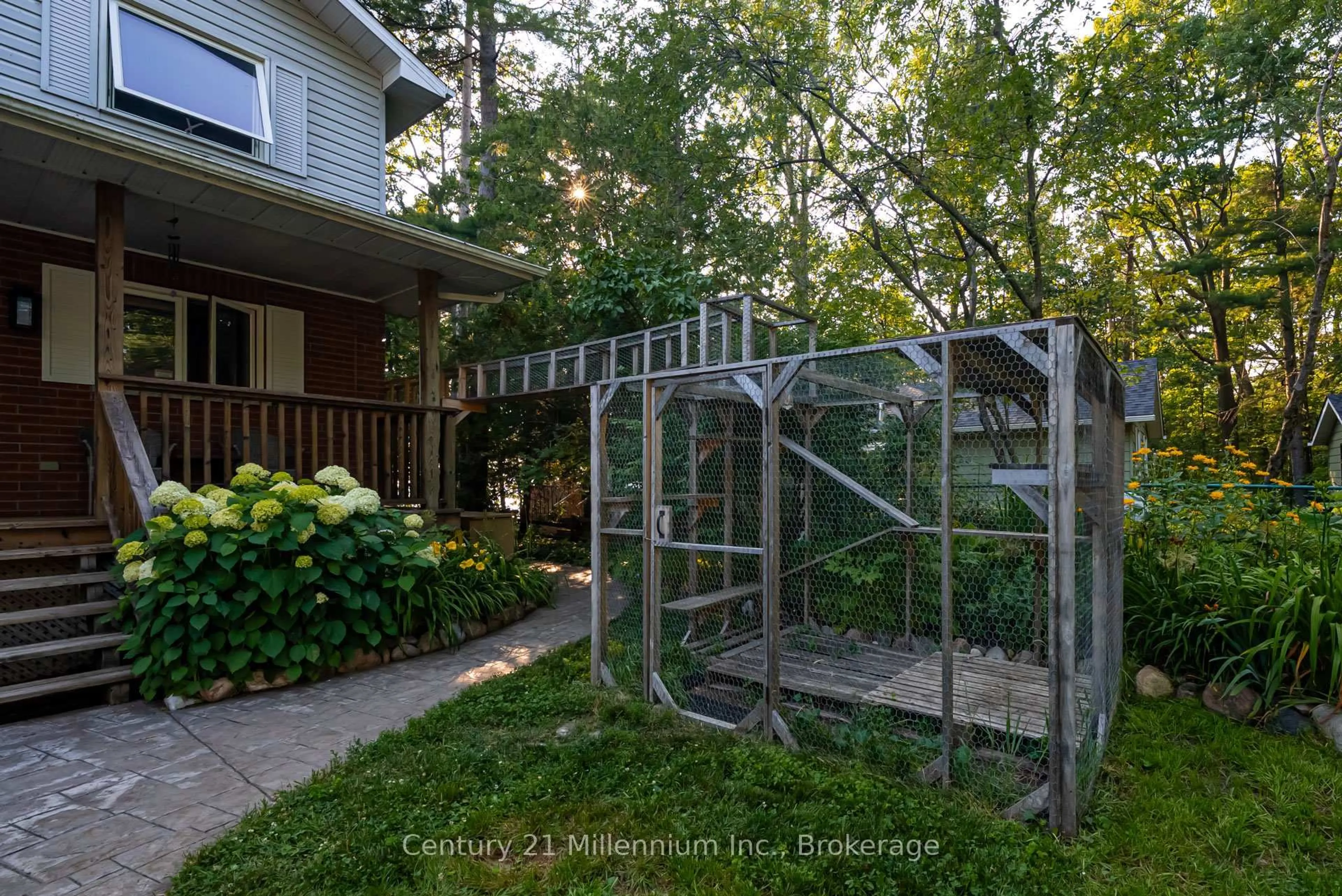 Patio, street for 8 Willow Dr, Tiny Ontario L0L 1P1