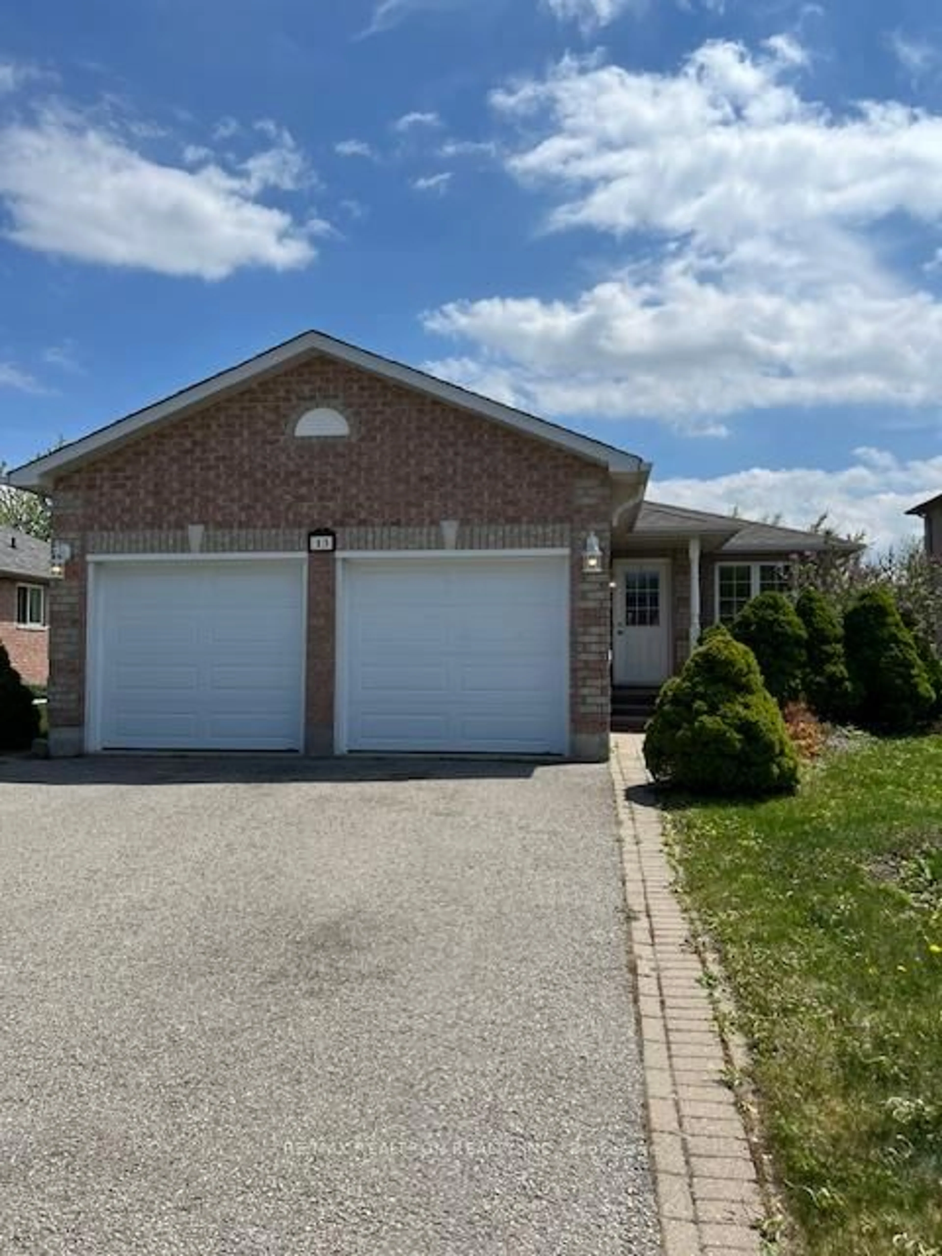 Home with brick exterior material, street for 13 Commonwealth Rd, Barrie Ontario L4M 7J6