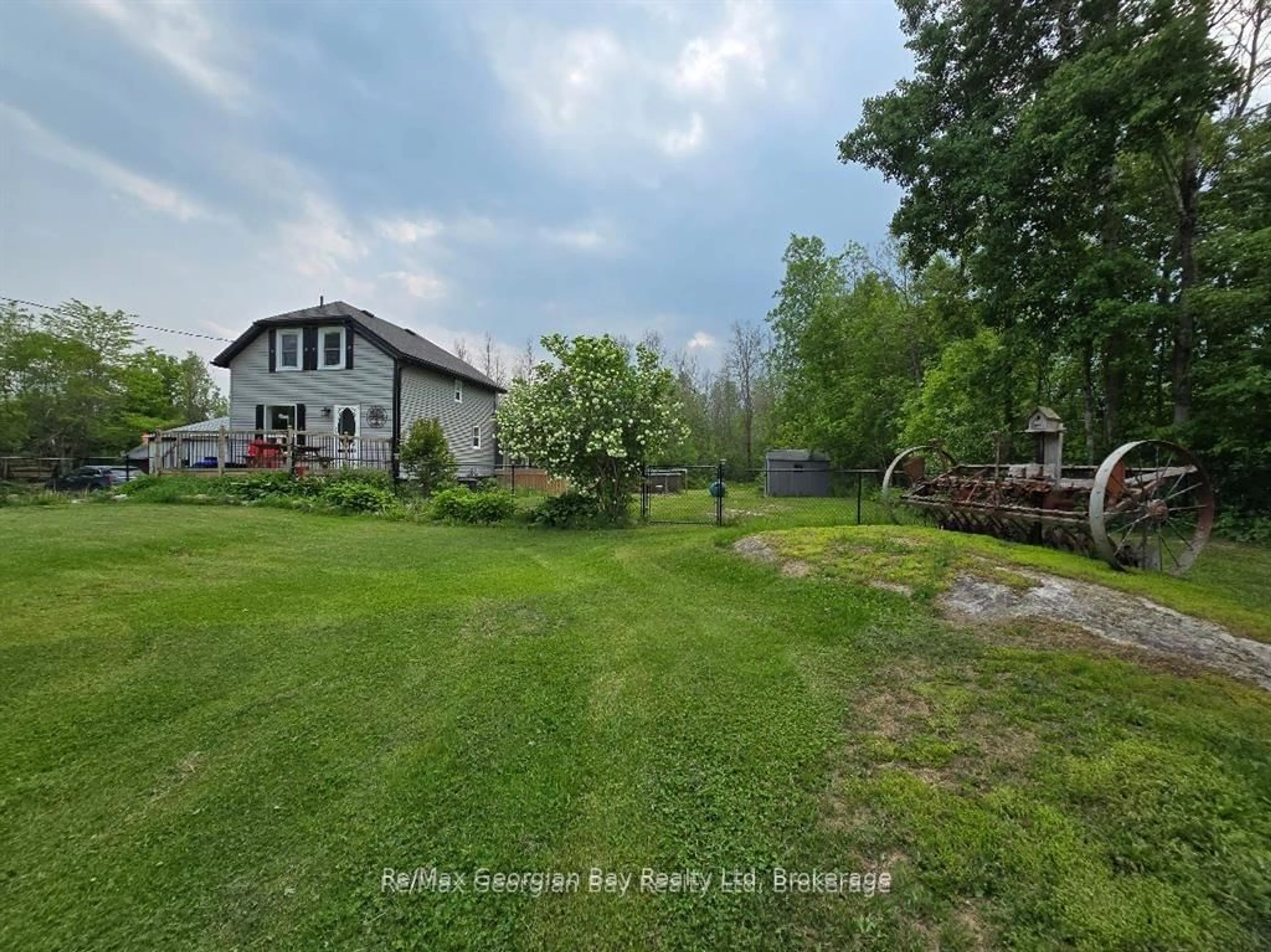 A pic from outside/outdoor area/front of a property/back of a property/a pic from drone, water/lake/river/ocean view for 2066 IRISH Line, Severn Ontario L0K 1E0