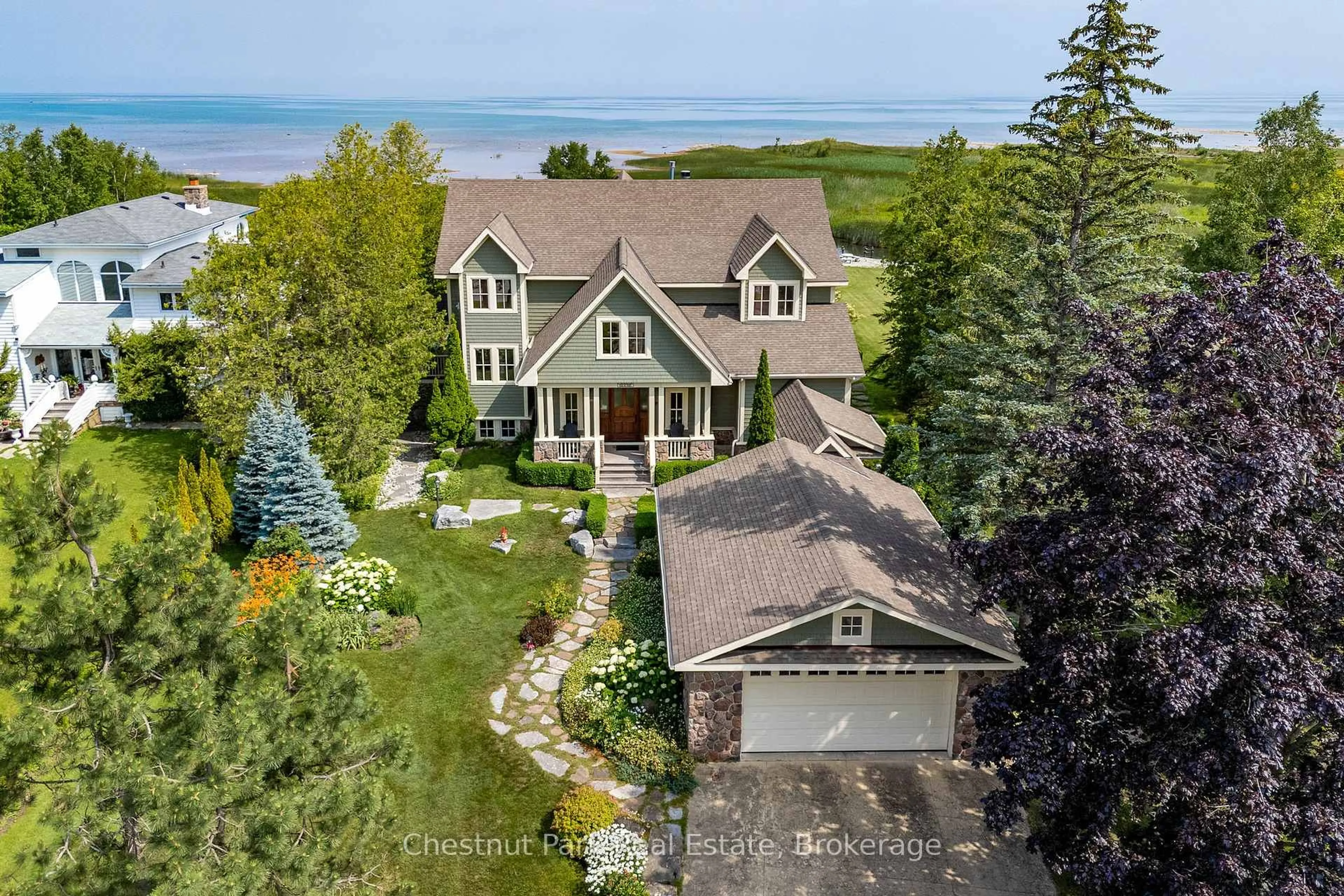 A pic from outside/outdoor area/front of a property/back of a property/a pic from drone, water/lake/river/ocean view for 176 Bartlett Blvd, Collingwood Ontario L9Y 5C9