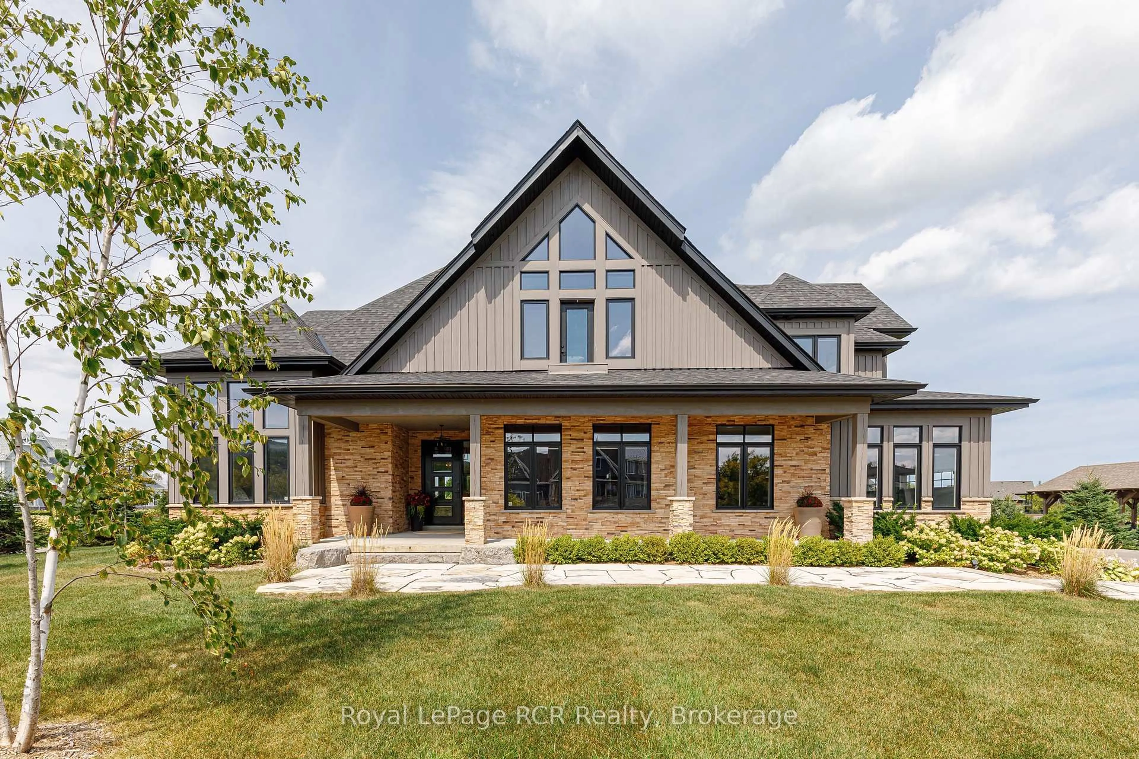 Home with brick exterior material, building for 4 Meadowlark Way, Clearview Ontario L9Y 0K1