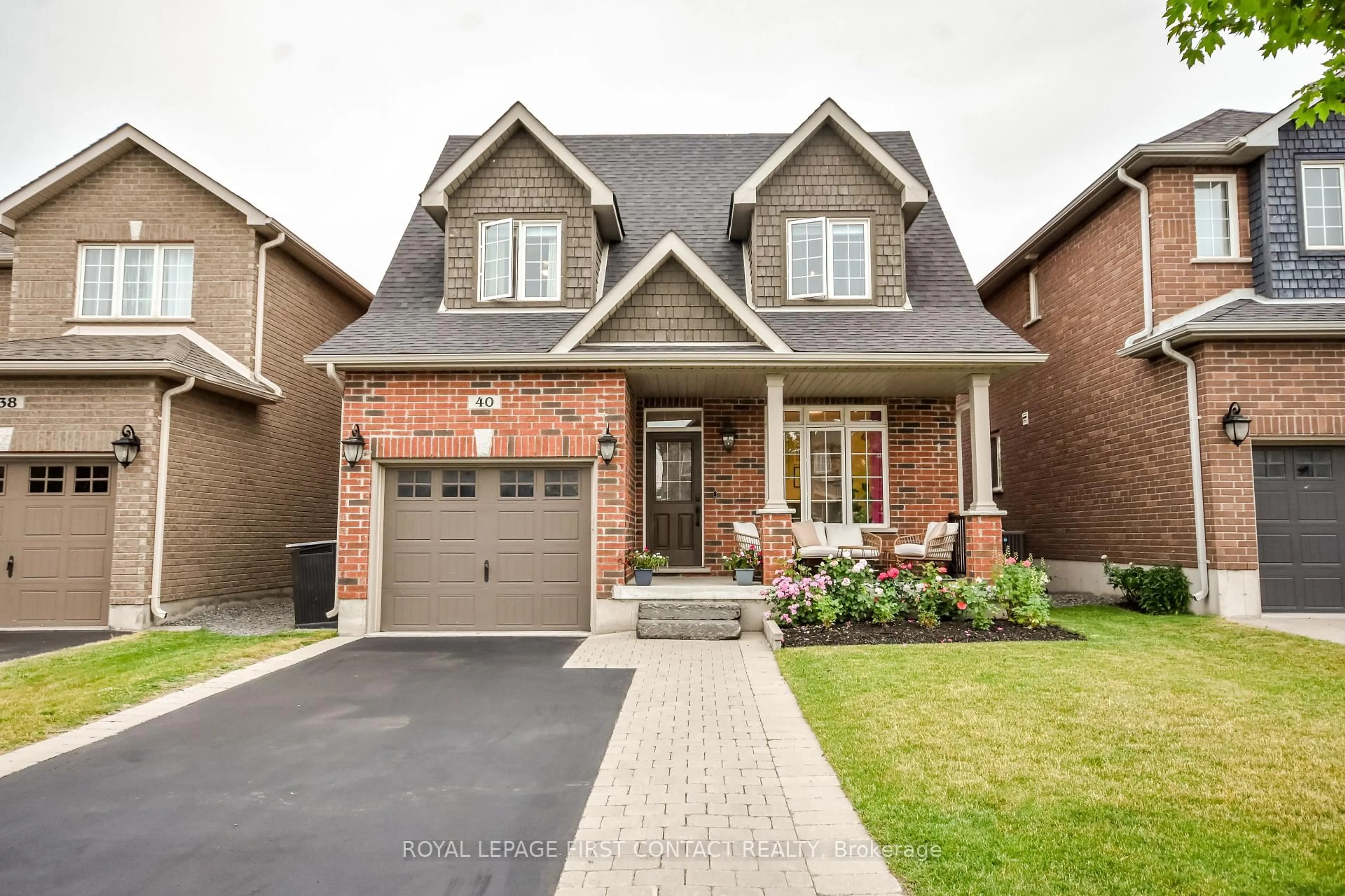 Home with brick exterior material, street for 40 Booth Lane, Barrie Ontario L4N 0S4