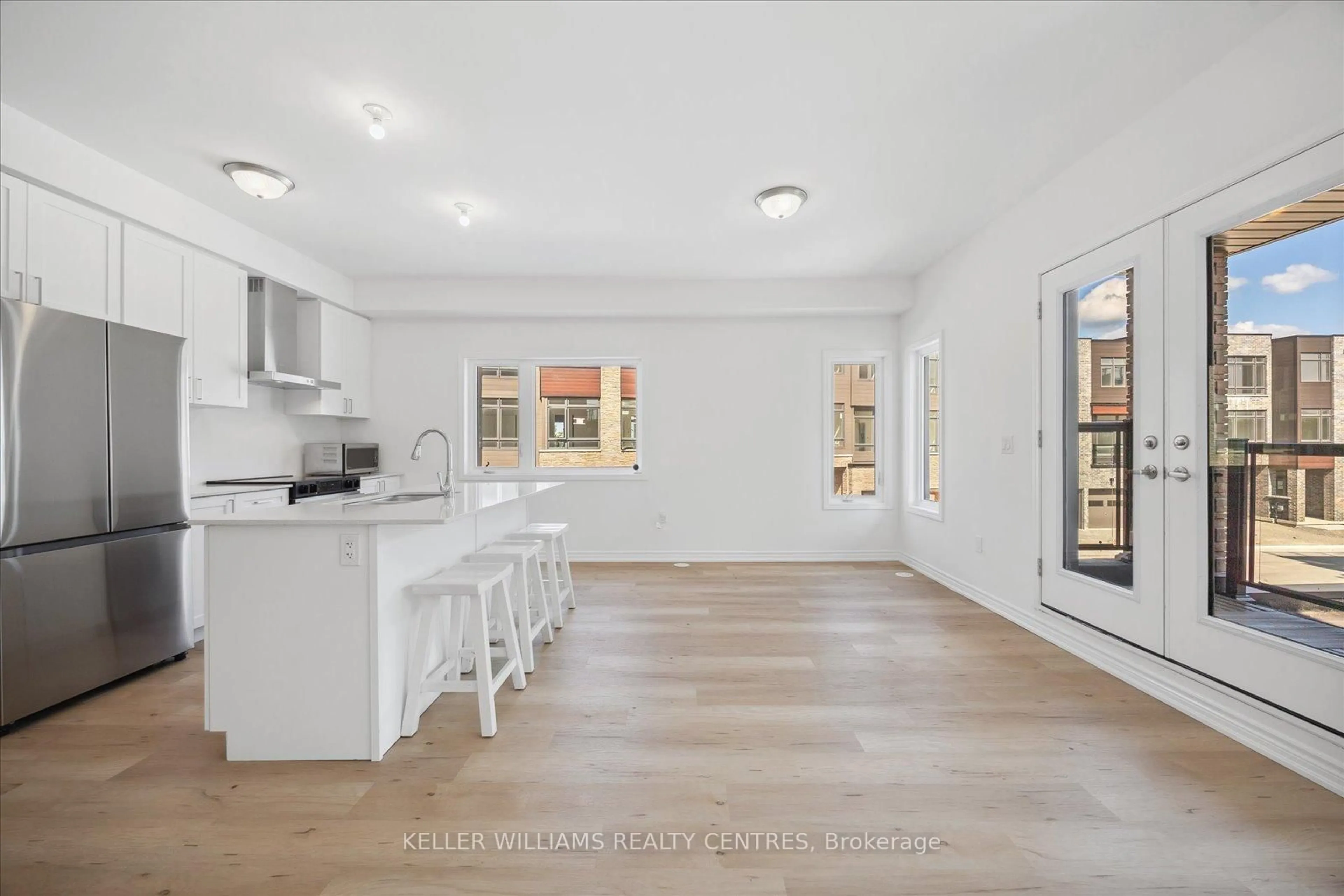 Open concept kitchen, unknown for 64 Wyn Wood Lane, Orillia Ontario L3V 3P7