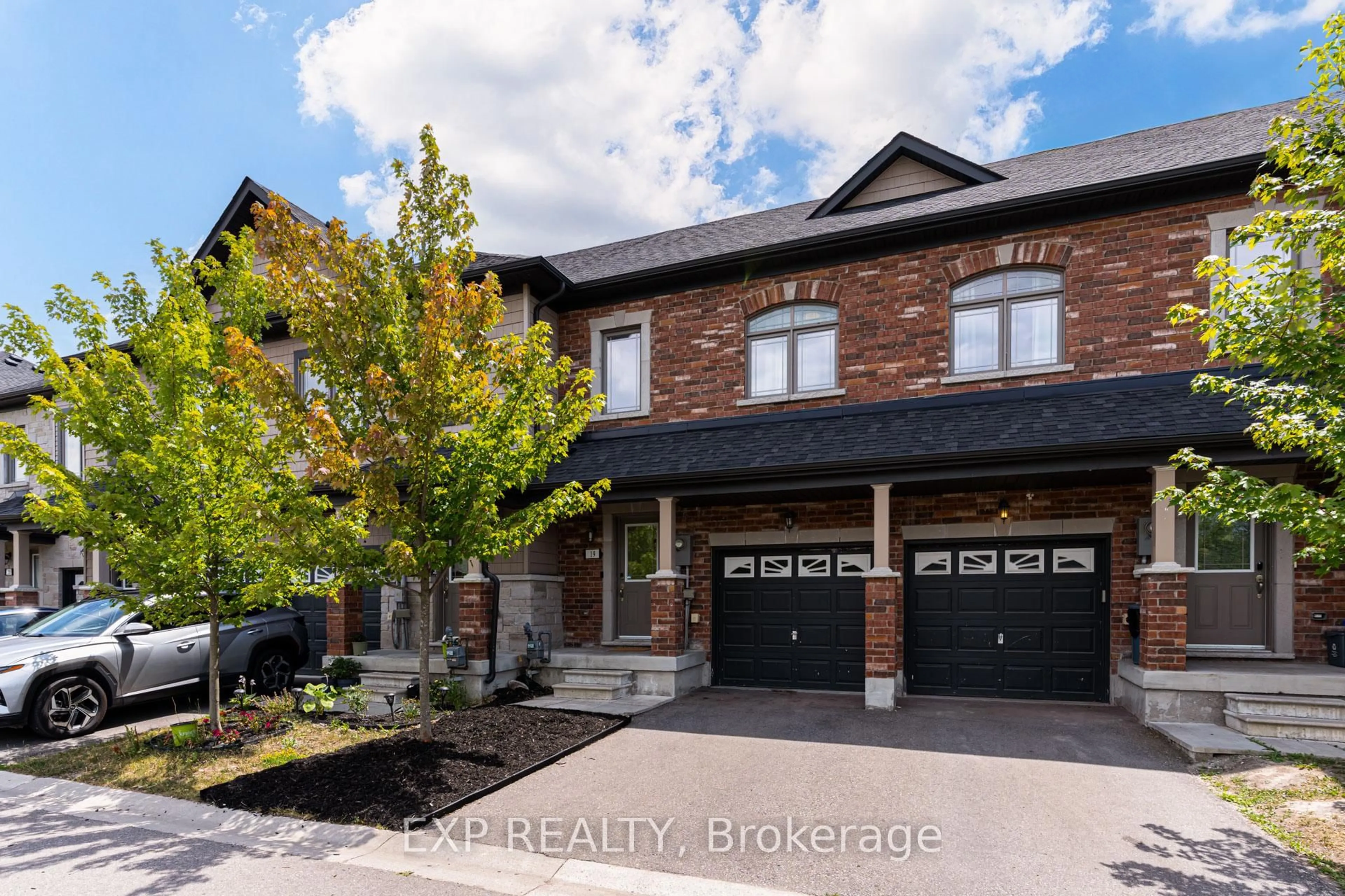 Home with brick exterior material, street for 19 Cygnus Cres, Barrie Ontario L4N 9C2