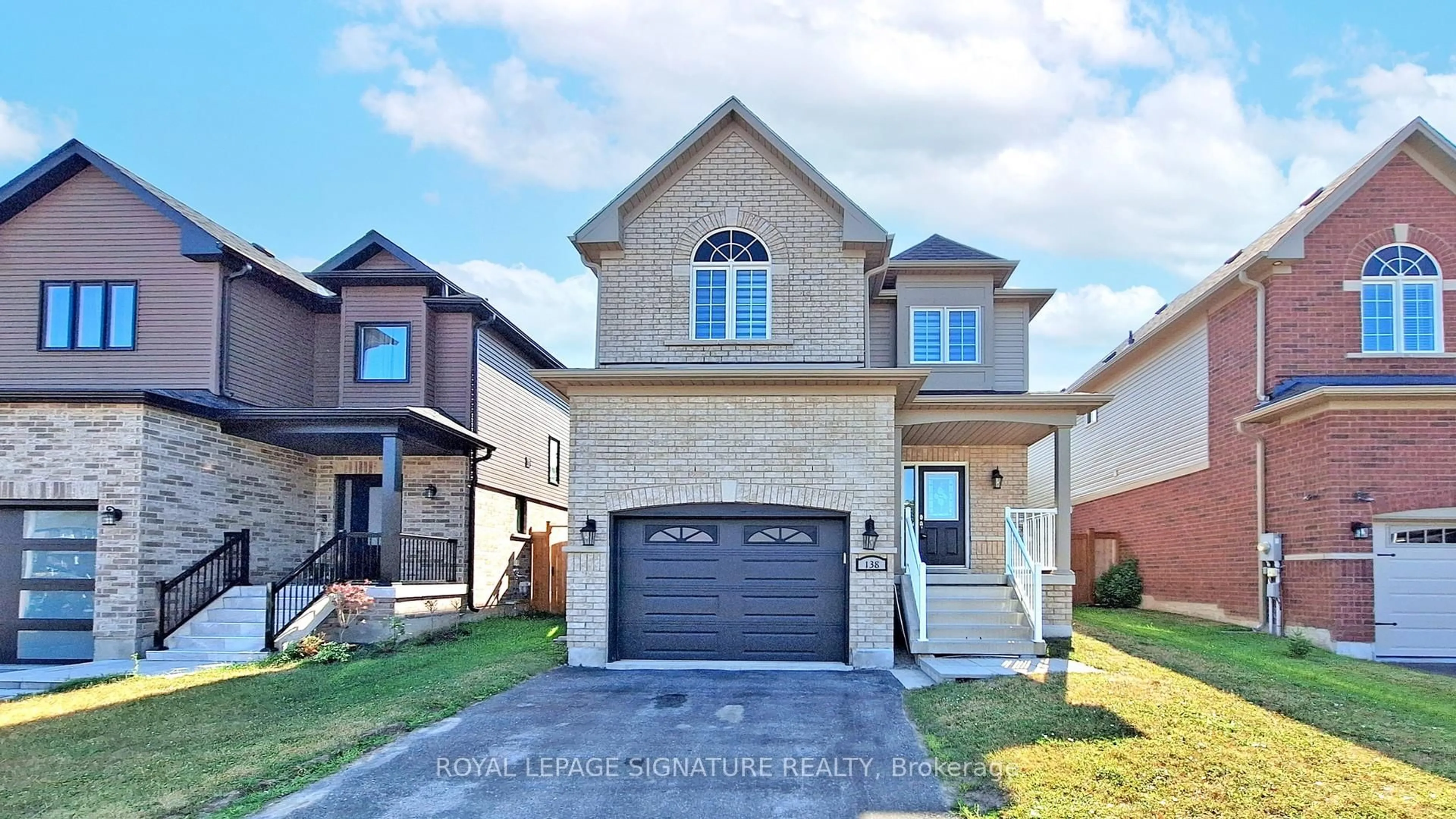 Home with brick exterior material, street for 138 Sun King Cres, Barrie Ontario L4M 0E5