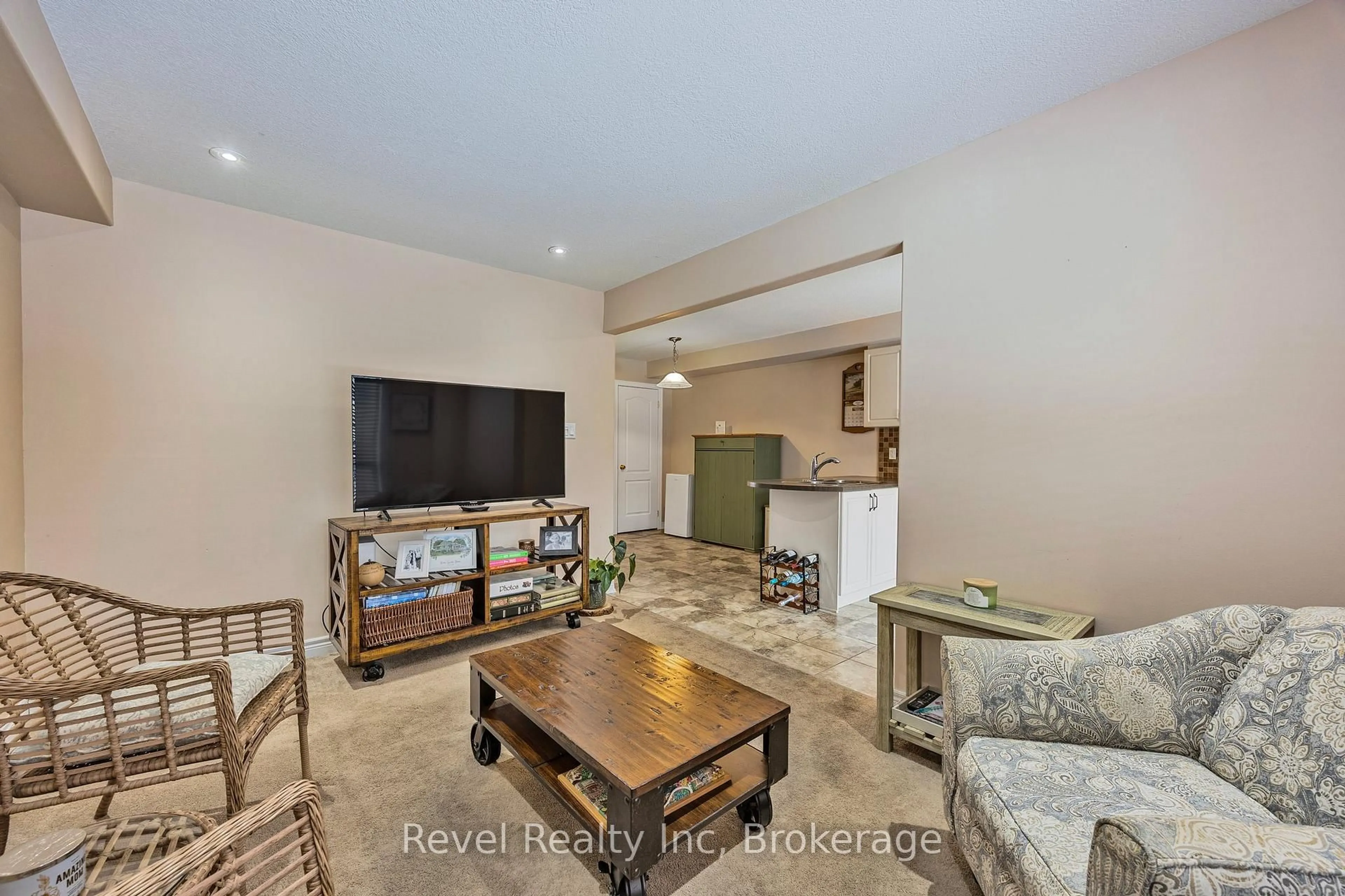 Living room with furniture, unknown for 1041 Cook Dr, Midland Ontario L4R 0E4
