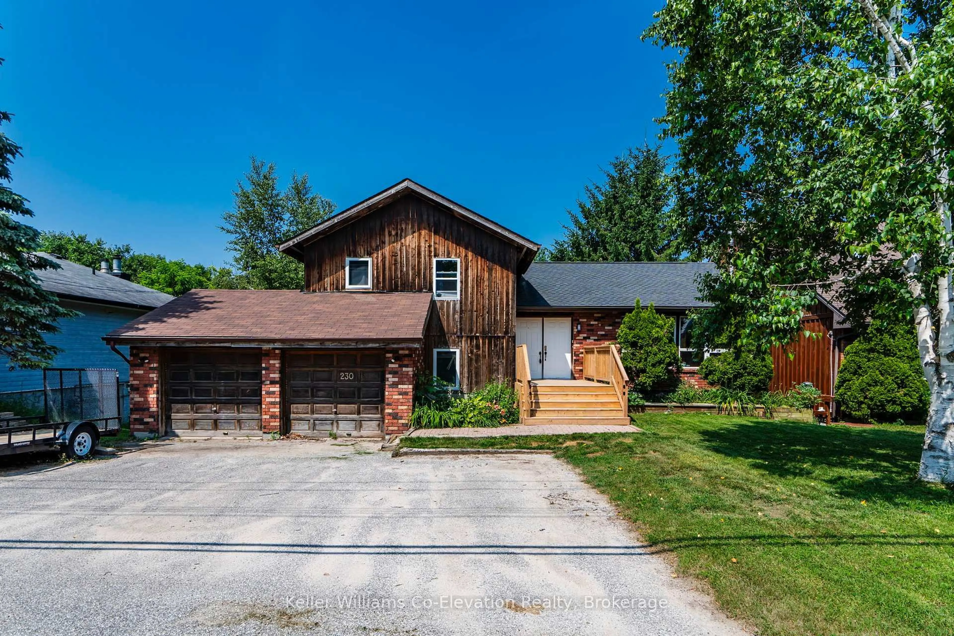 Unknown for 230 Church St, Penetanguishene Ontario L9M 1G6