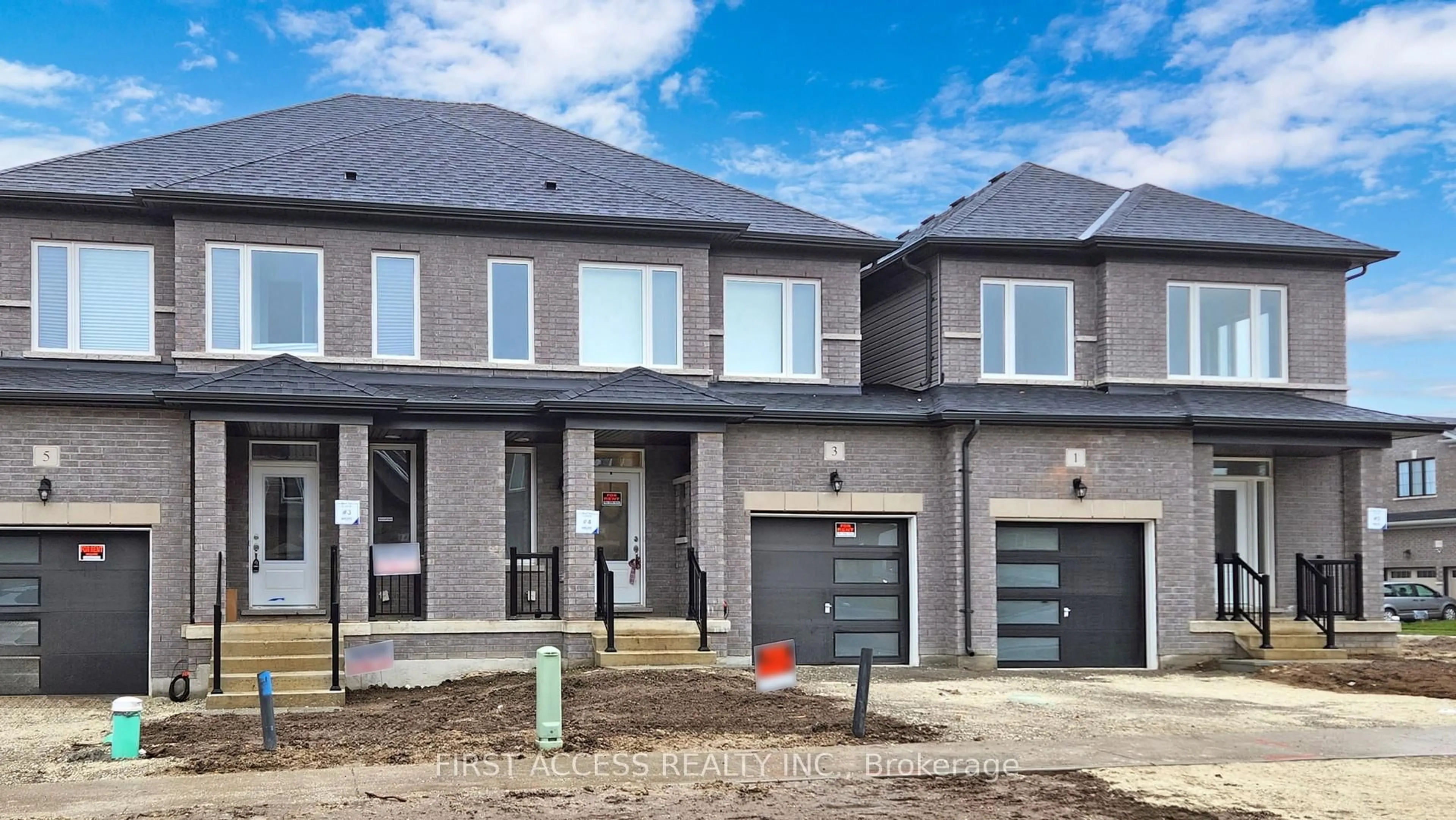 Home with brick exterior material, street for 3 Lisa St, Wasaga Beach Ontario L9Z 0K9