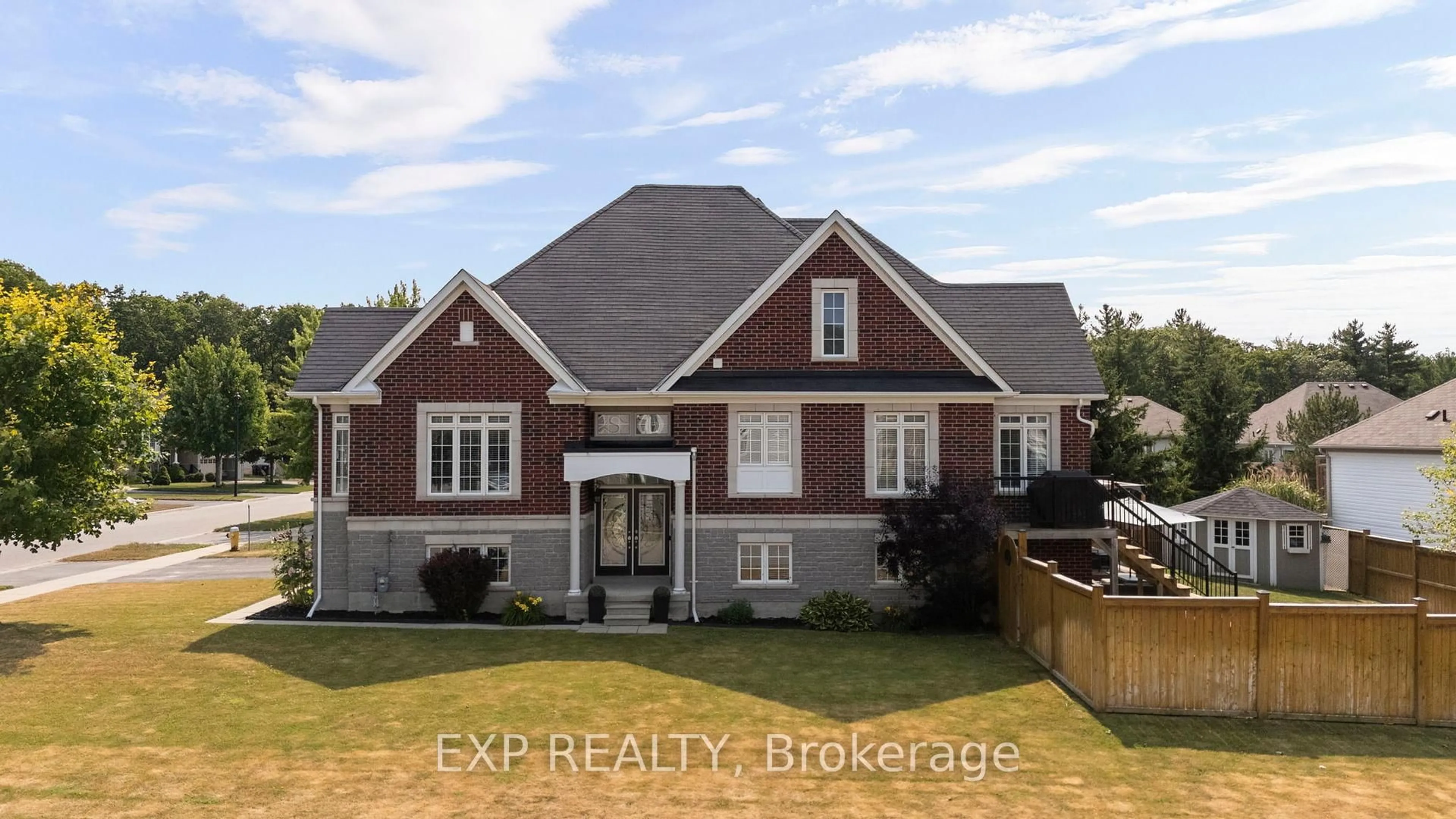 Home with brick exterior material, building for 105 White Sands Way, Wasaga Beach Ontario L9Z 0E2