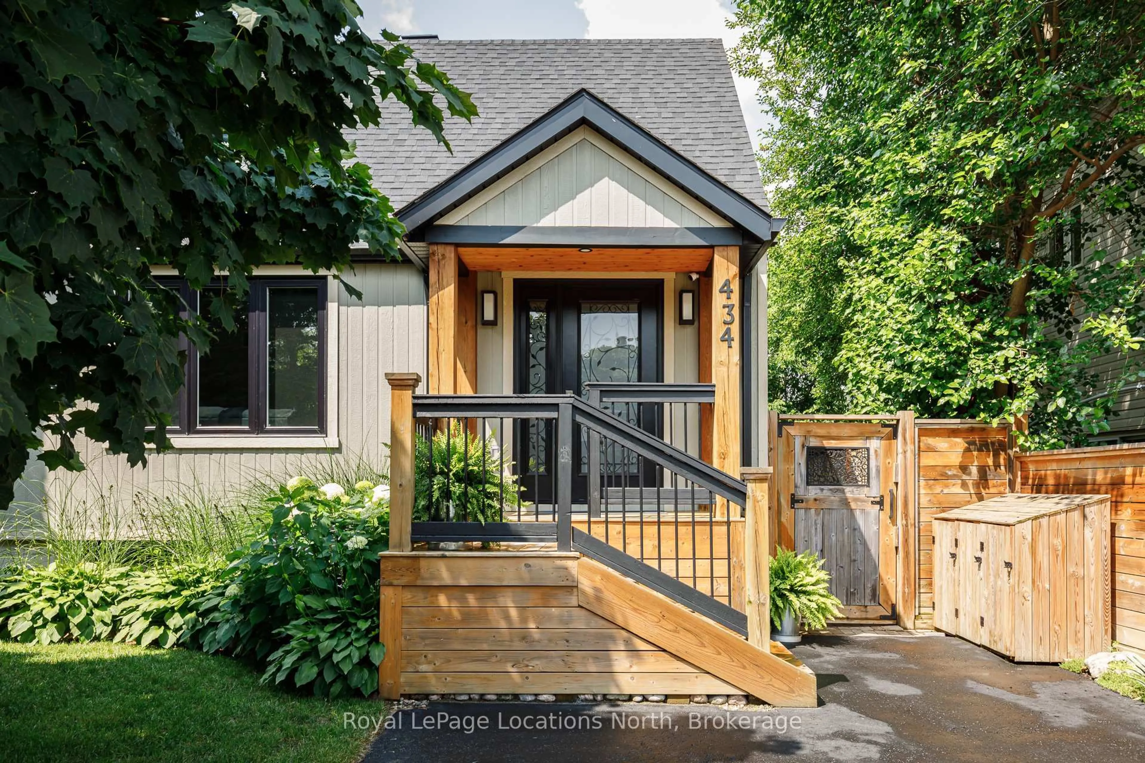 Unknown for 434 Oak St, Collingwood Ontario L9Y 2Y7