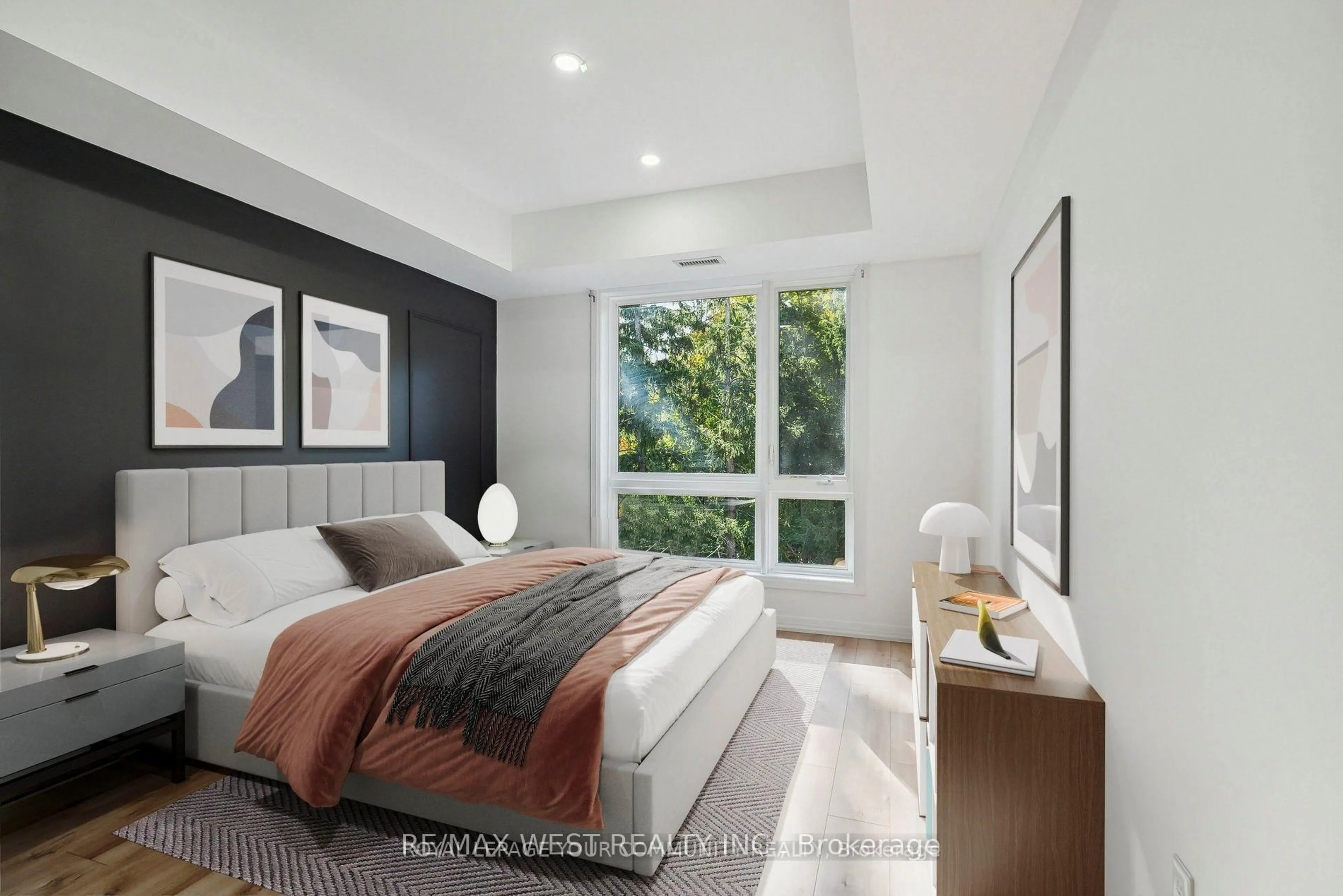 Bedroom with bed, unknown for 304 Essa Rd #506, Barrie Ontario L9J 0H3