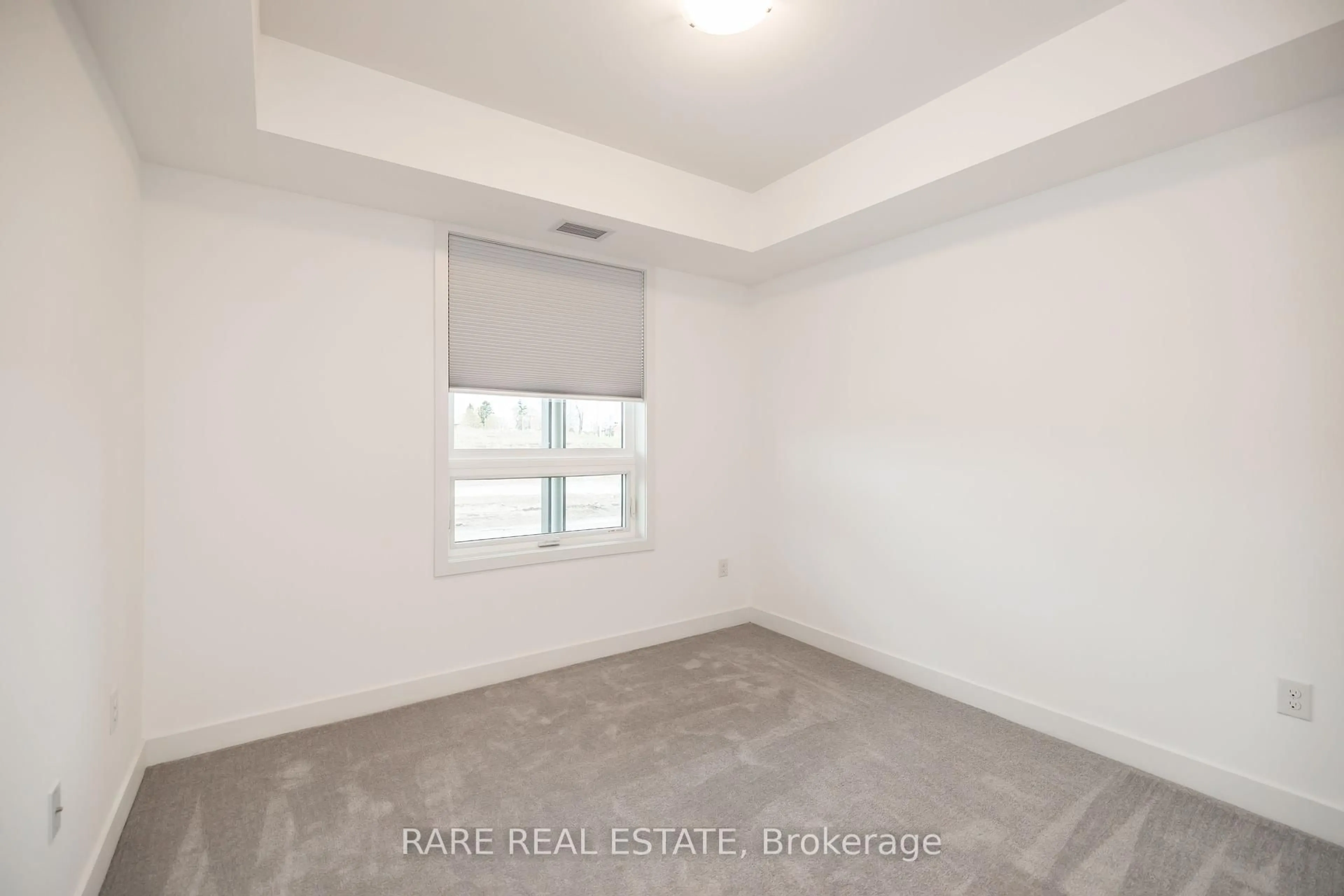 A pic of a room for 6 Spice Way #106, Barrie Ontario L9J 0J9