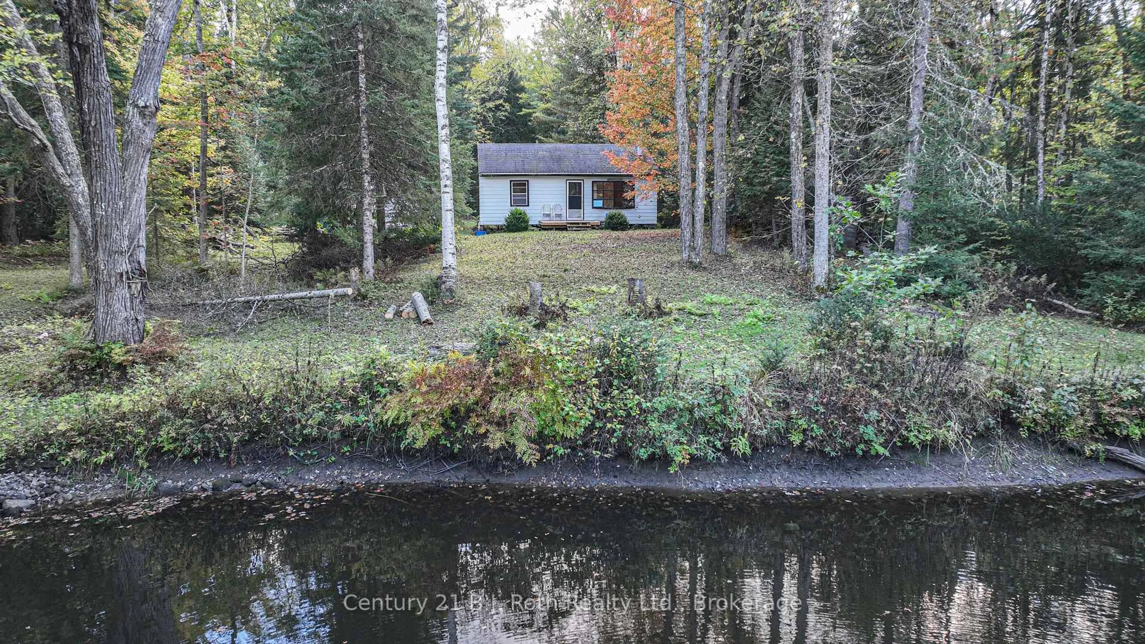 A pic from outside/outdoor area/front of a property/back of a property/a pic from drone, water/lake/river/ocean view for 6571 Pioneer Village Lane, Ramara Ontario L0K 1W0