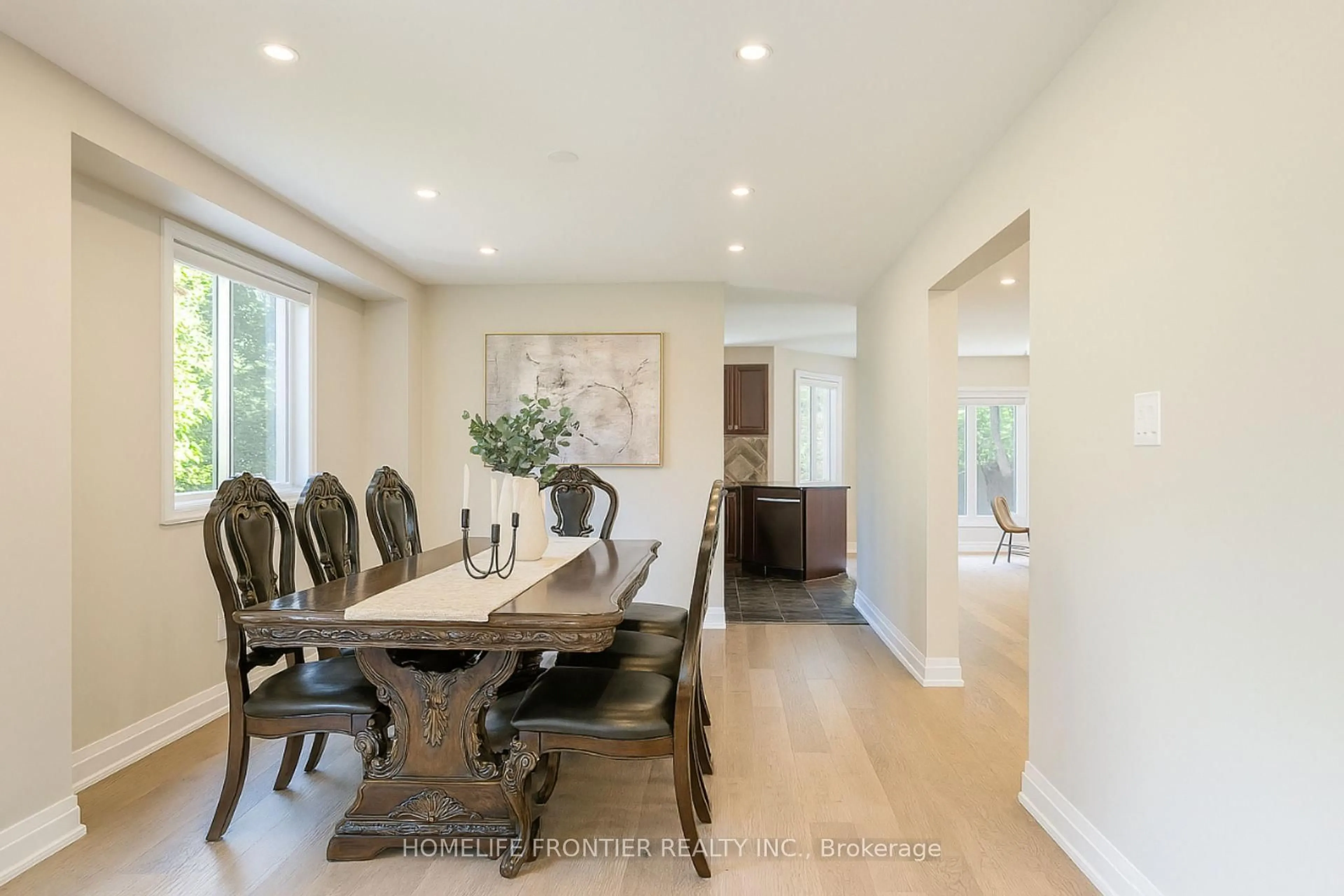 Dining room, unknown for 41 White Elm Rd, Barrie Ontario L4N 0E5