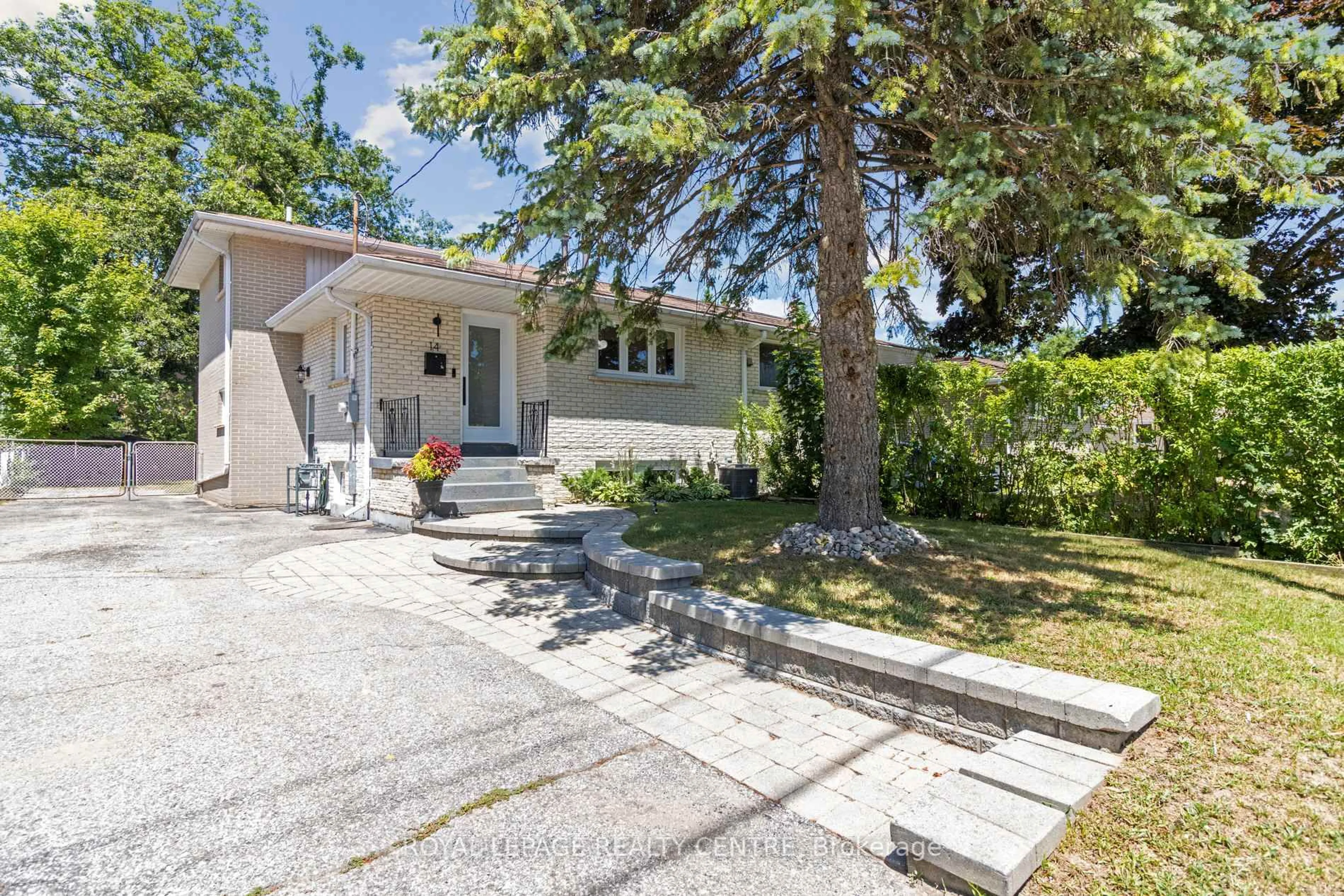 Unknown for 14 Charlbrook Ave, Barrie Ontario L4M 2Y4