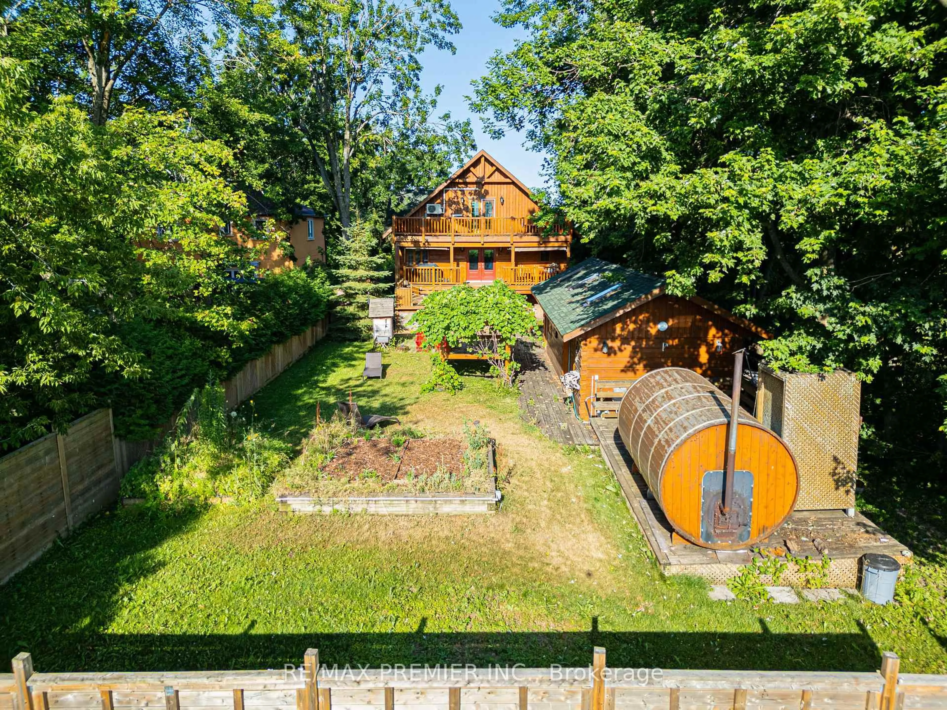 A pic from outside/outdoor area/front of a property/back of a property/a pic from drone, unknown for 2441 Lakeshore Dr, Ramara Ontario L0K 1B0