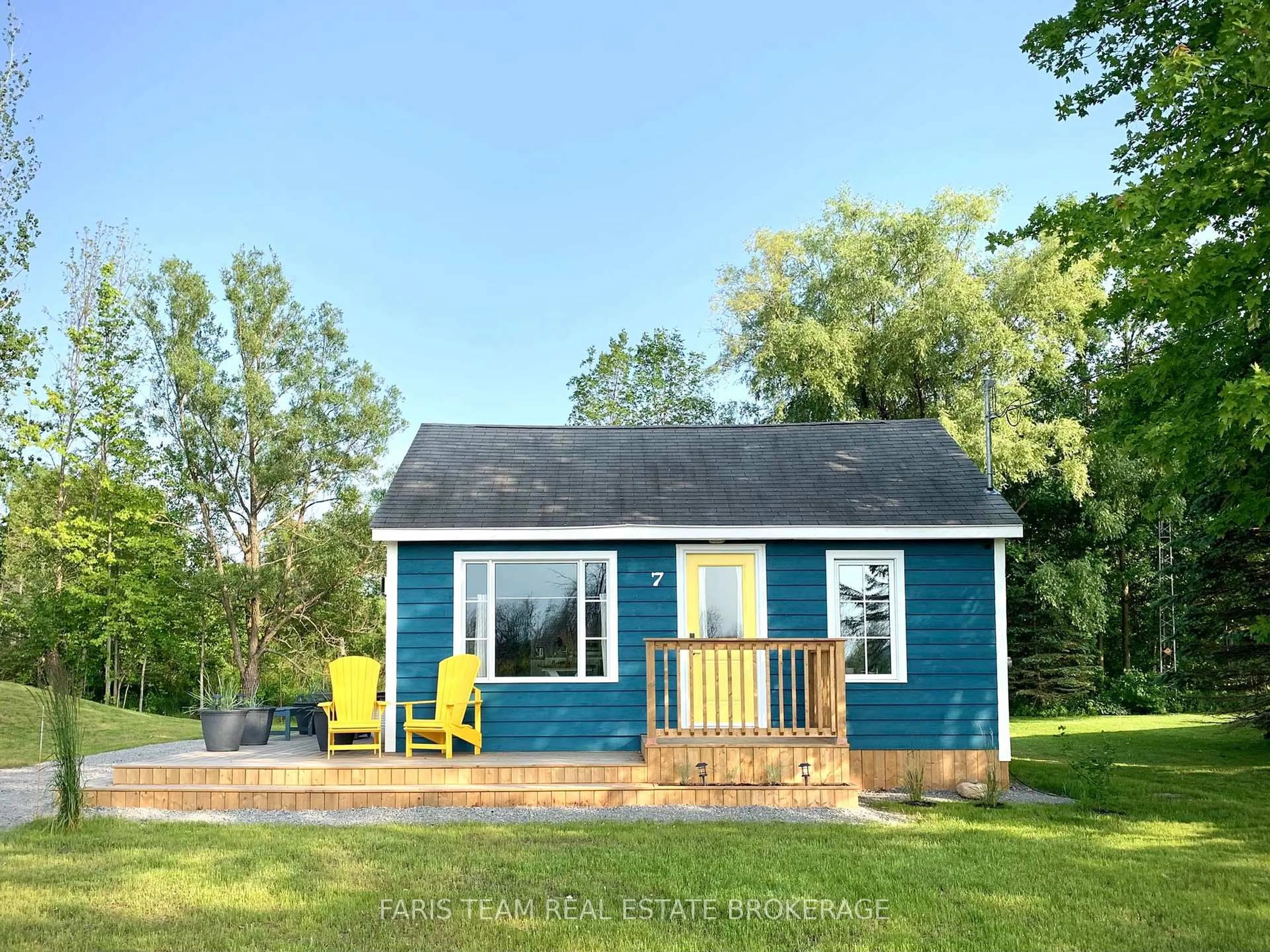 Shed for 7 Delta Dr, Tay Ontario L0K 2C0
