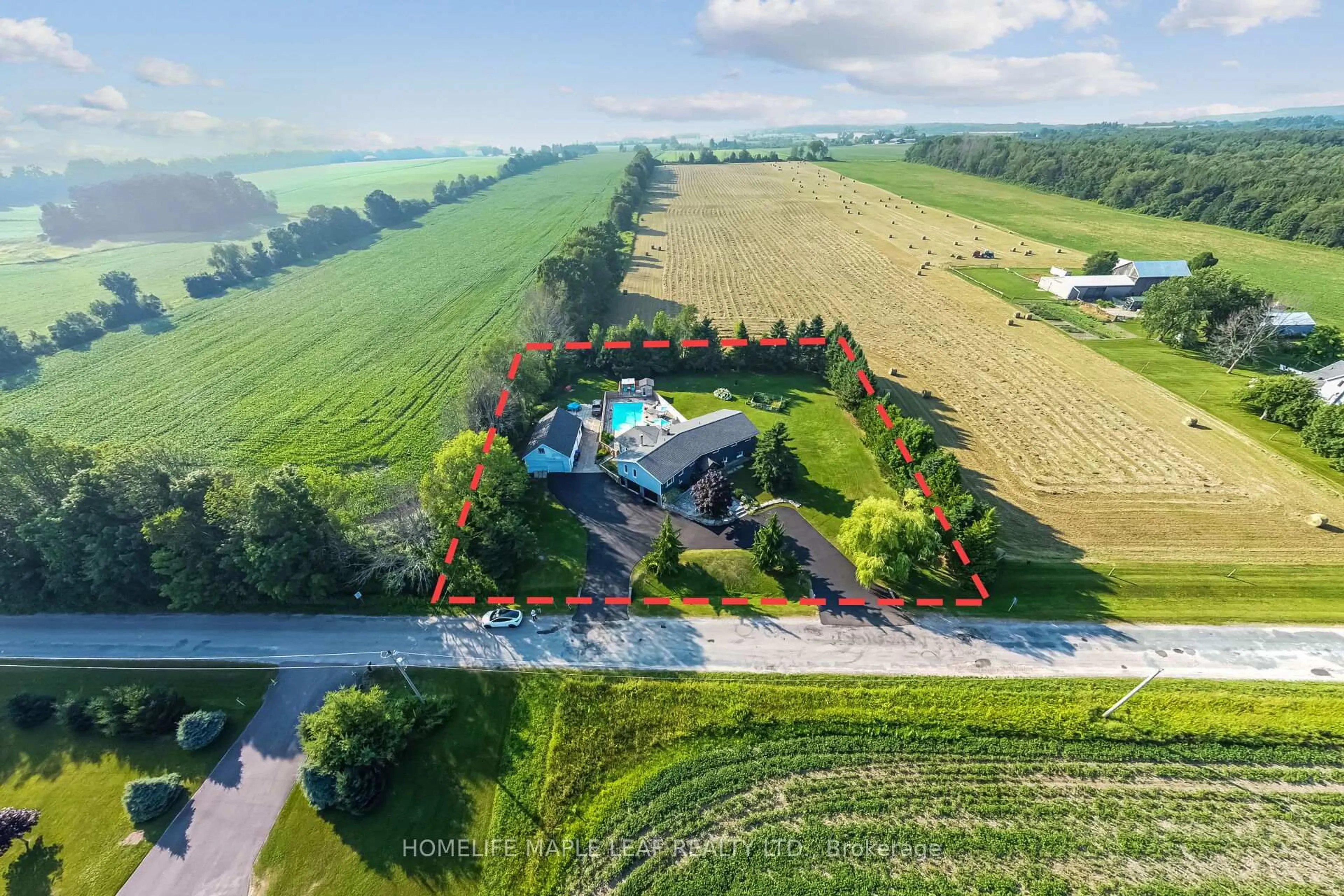 A pic from outside/outdoor area/front of a property/back of a property/a pic from drone, water/lake/river/ocean view for 560 15 Concession Rd, Tiny Ontario L9M 0K4