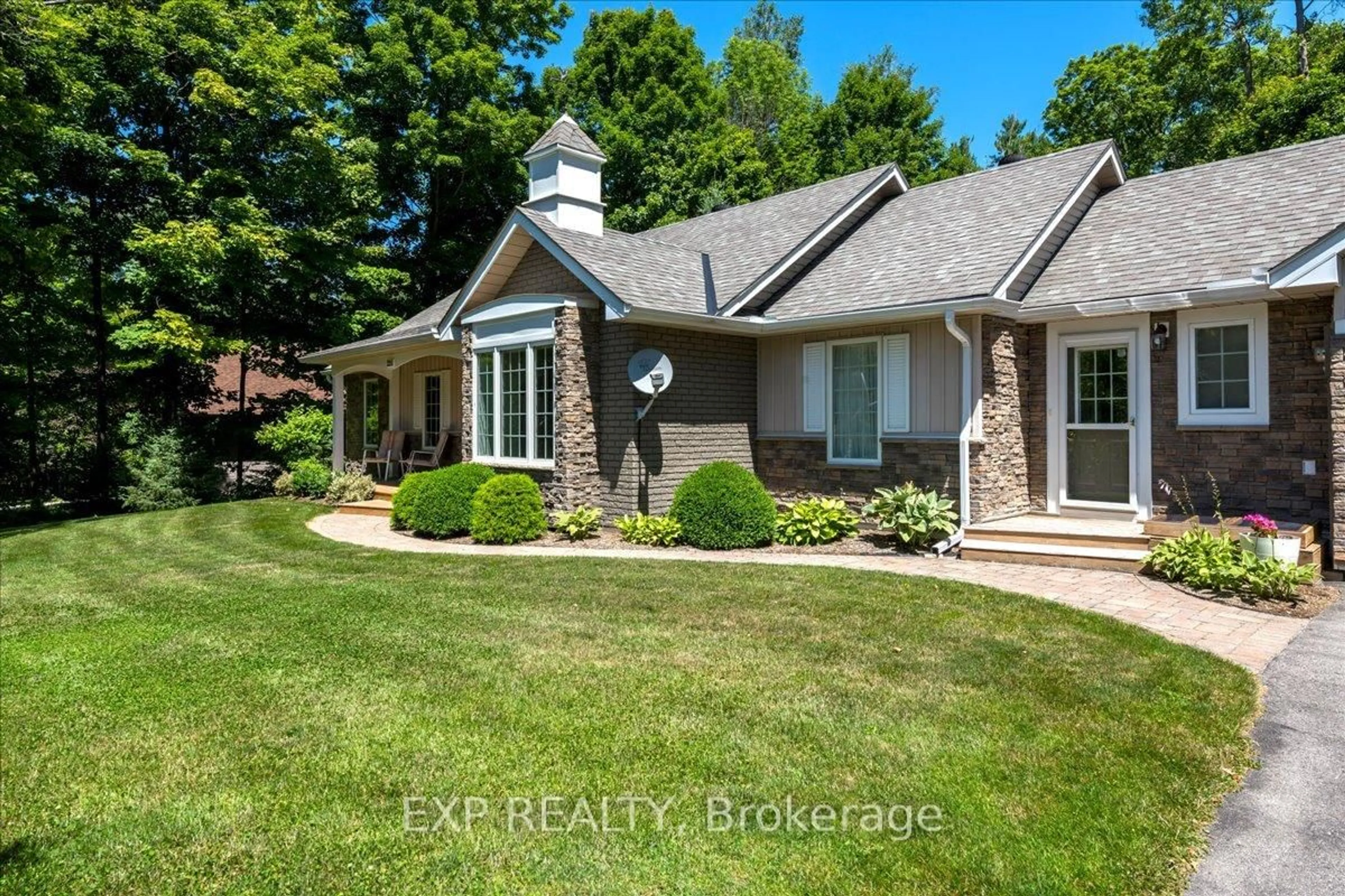 Unknown for 220 Gilwood Park Dr, Penetanguishene Ontario L9M 1Z6