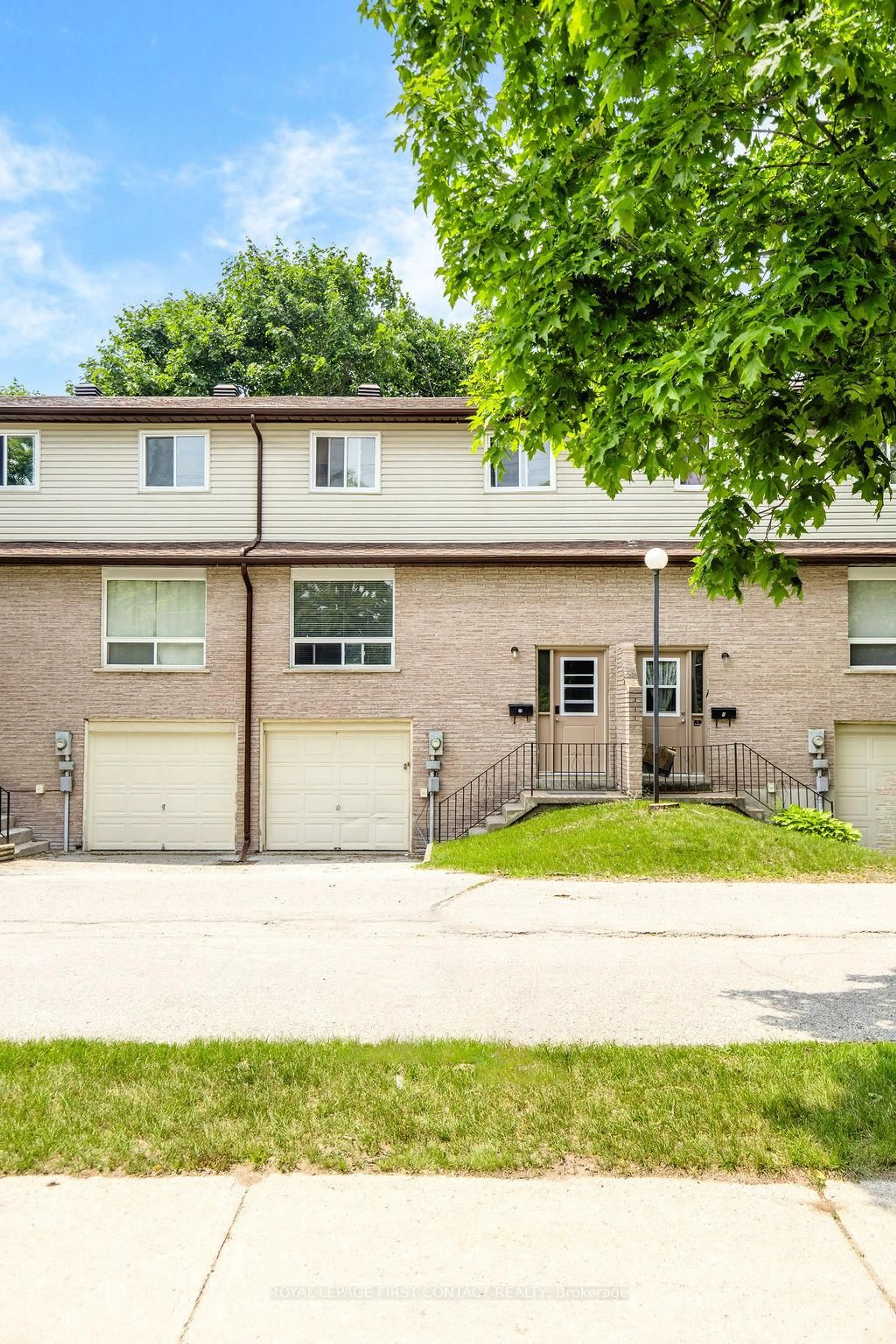 Home with brick exterior material, street for 1095 Mississaga St #10, Orillia Ontario L3V 6W7