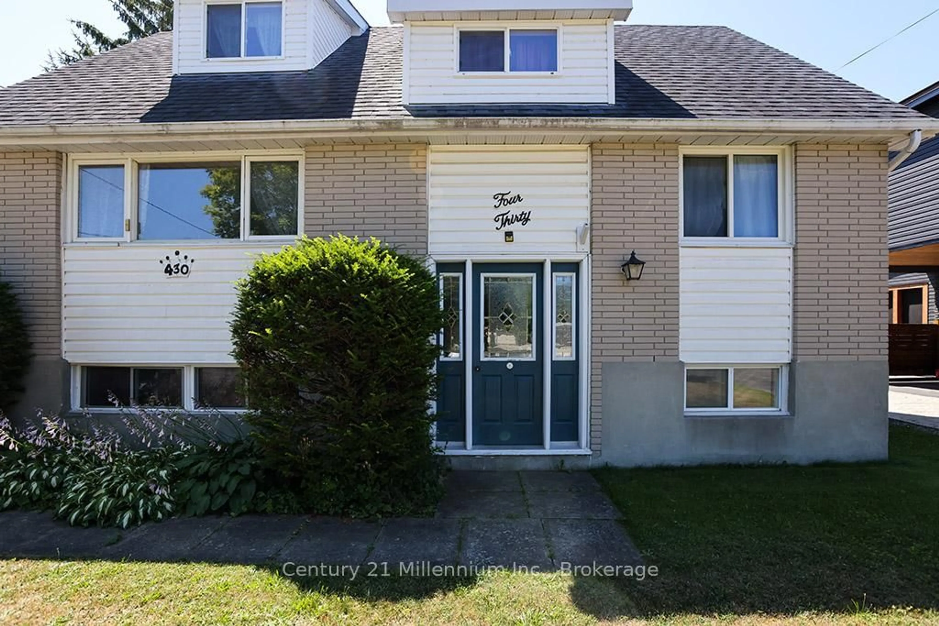 Unknown for 430 Fourth St, Collingwood Ontario L9Y 1S8
