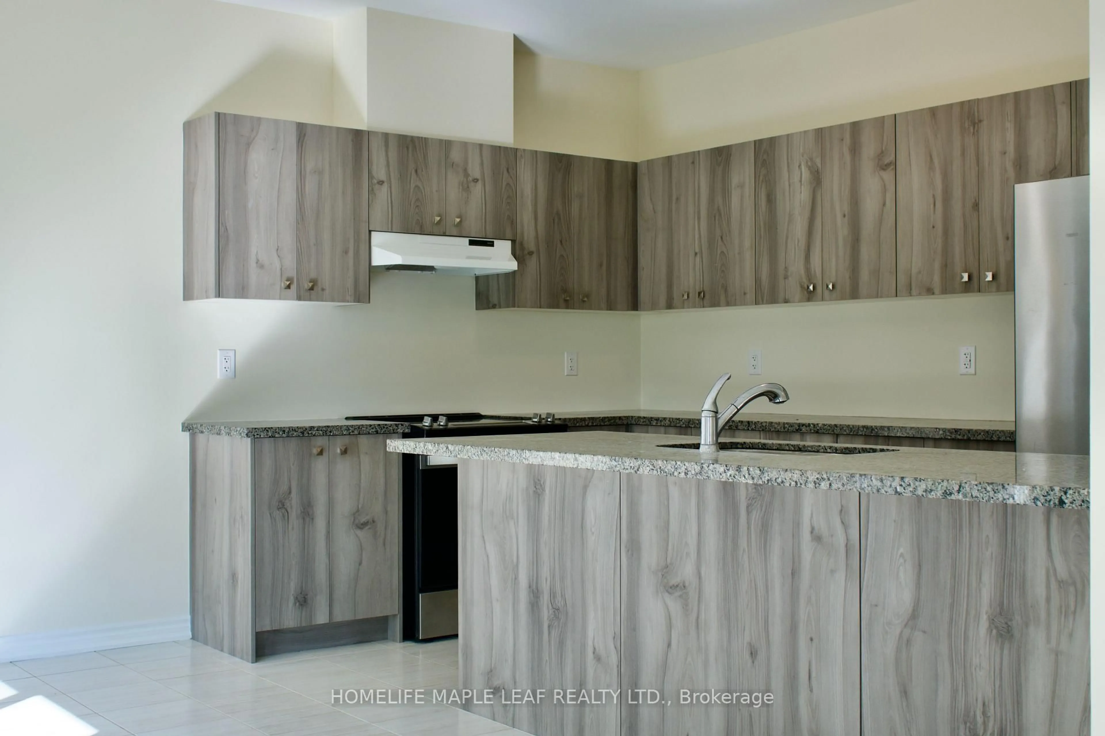 Standard kitchen, unknown for 41 Atlantis Dr, Orillia Ontario L3V 8L4
