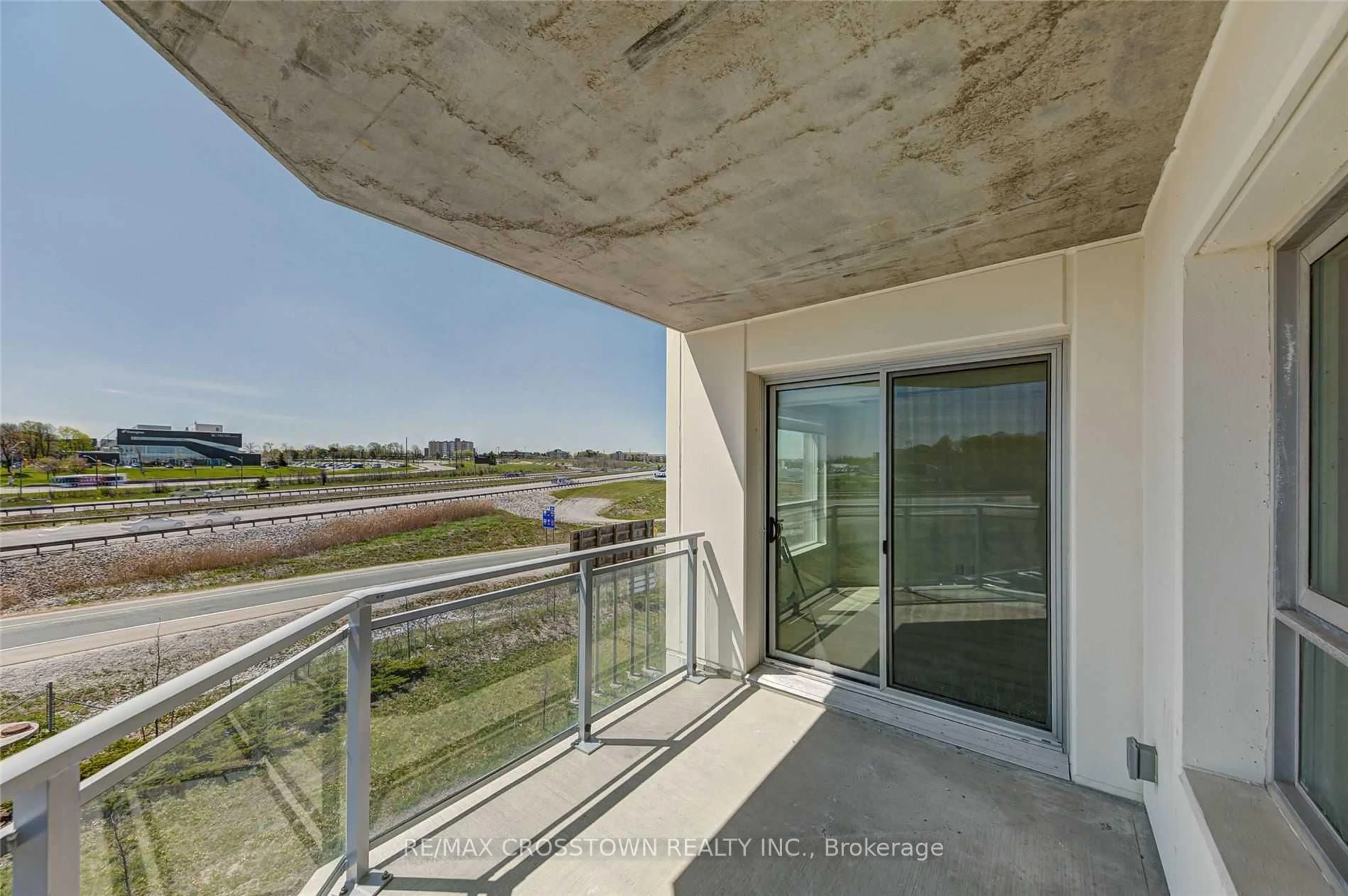 Balcony in the apartment, water/lake/river/ocean view for 58 LAKESIDE Terr #712, Barrie Ontario L4M 0H9