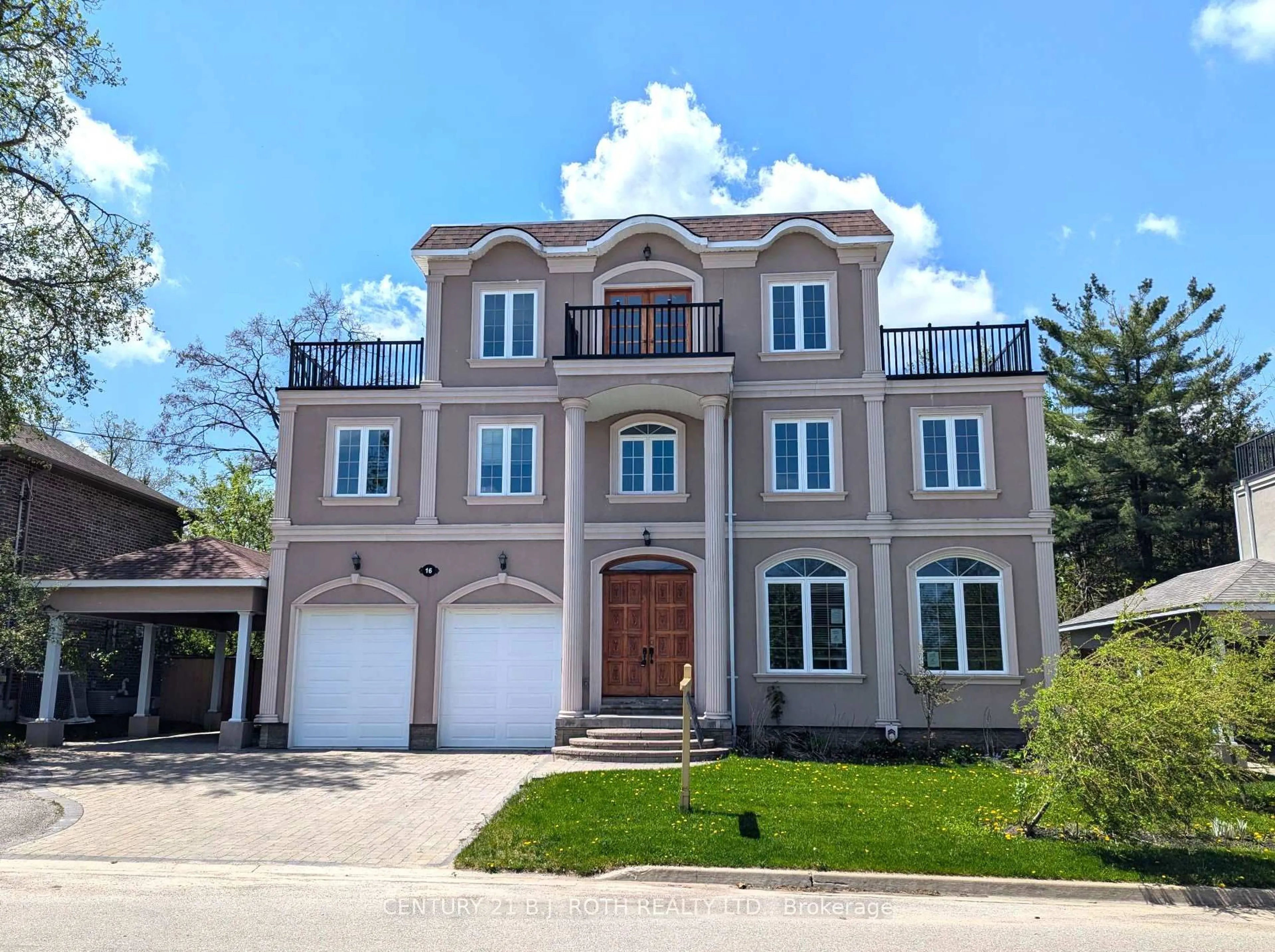 Home with brick exterior material, street for 16 GRAY Lane, Barrie Ontario L4N 7T1