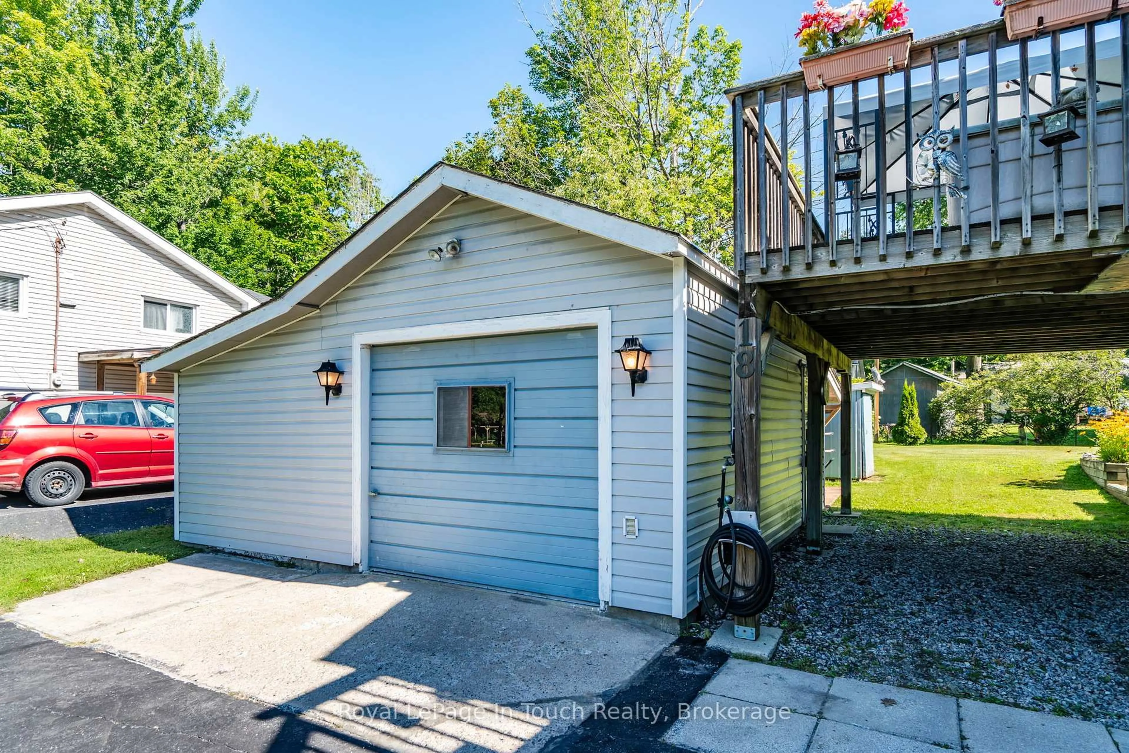 Unknown for 18 Sarna Dr, Tiny Ontario L9M 0B3
