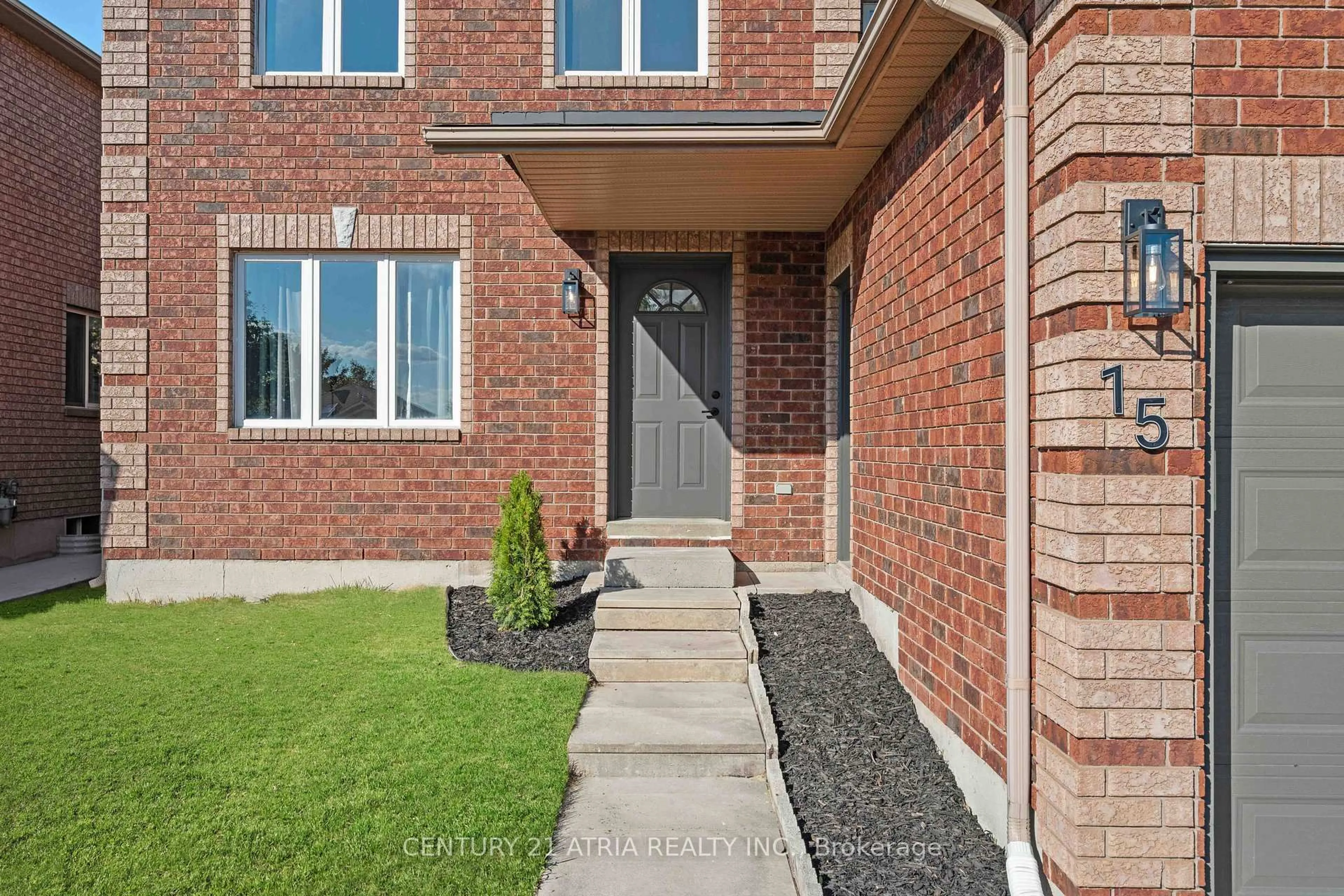Home with brick exterior material, street for 15 Dykstra Dr, Barrie Ontario L4N 0E2
