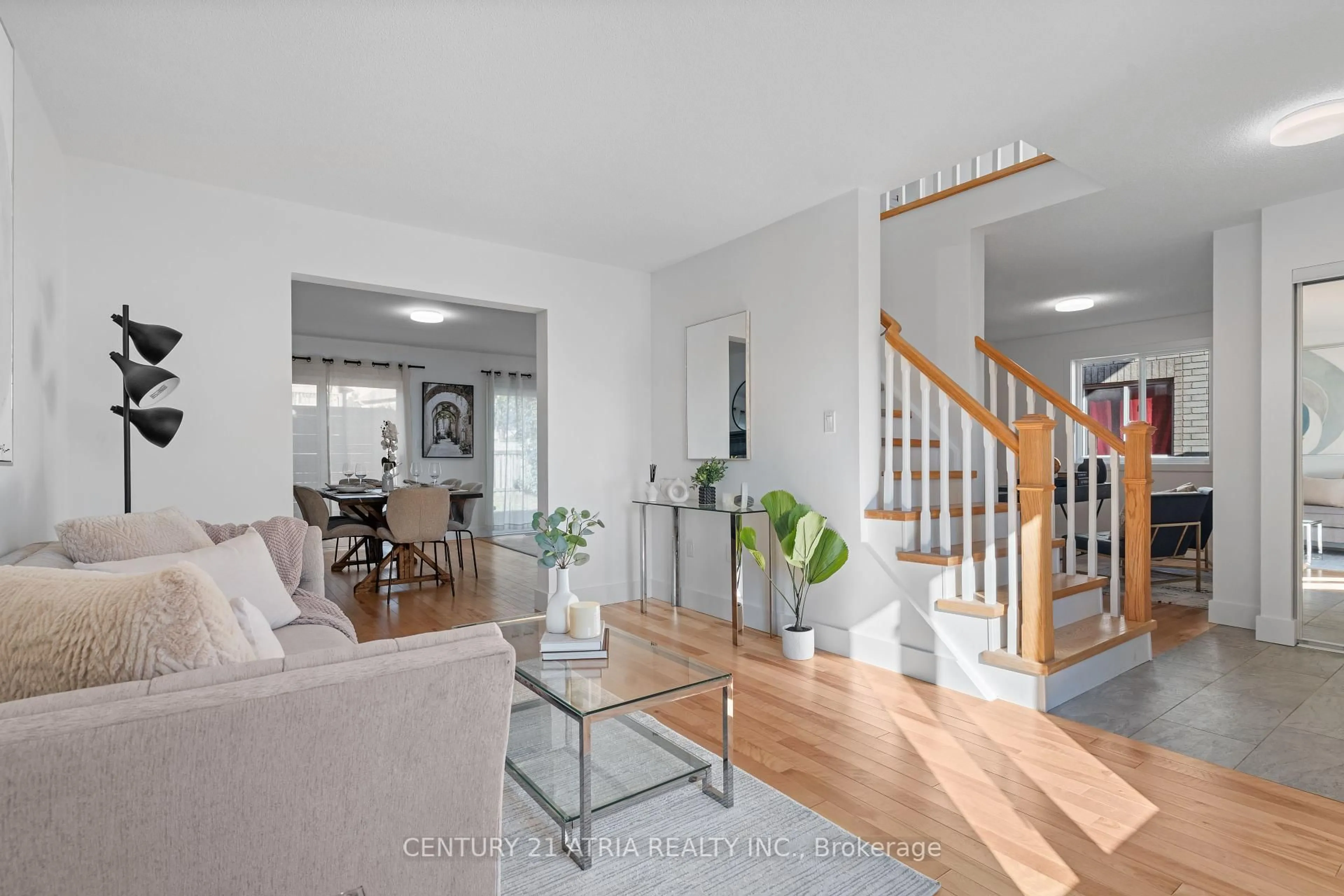 Unknown for 15 Dykstra Dr, Barrie Ontario L4N 0E2