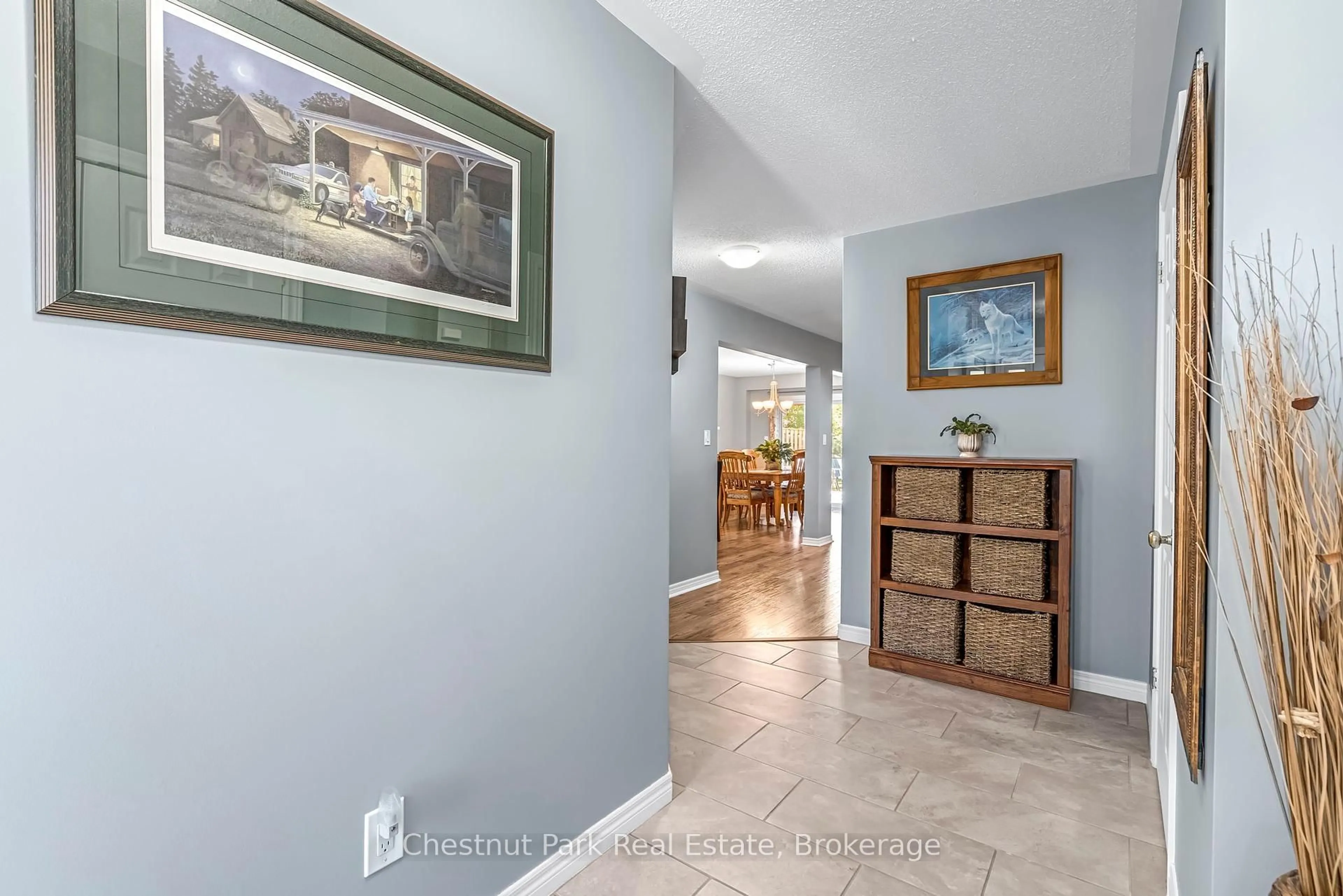 Indoor foyer for 53 Connor Ave, Collingwood Ontario L9Y 5K7