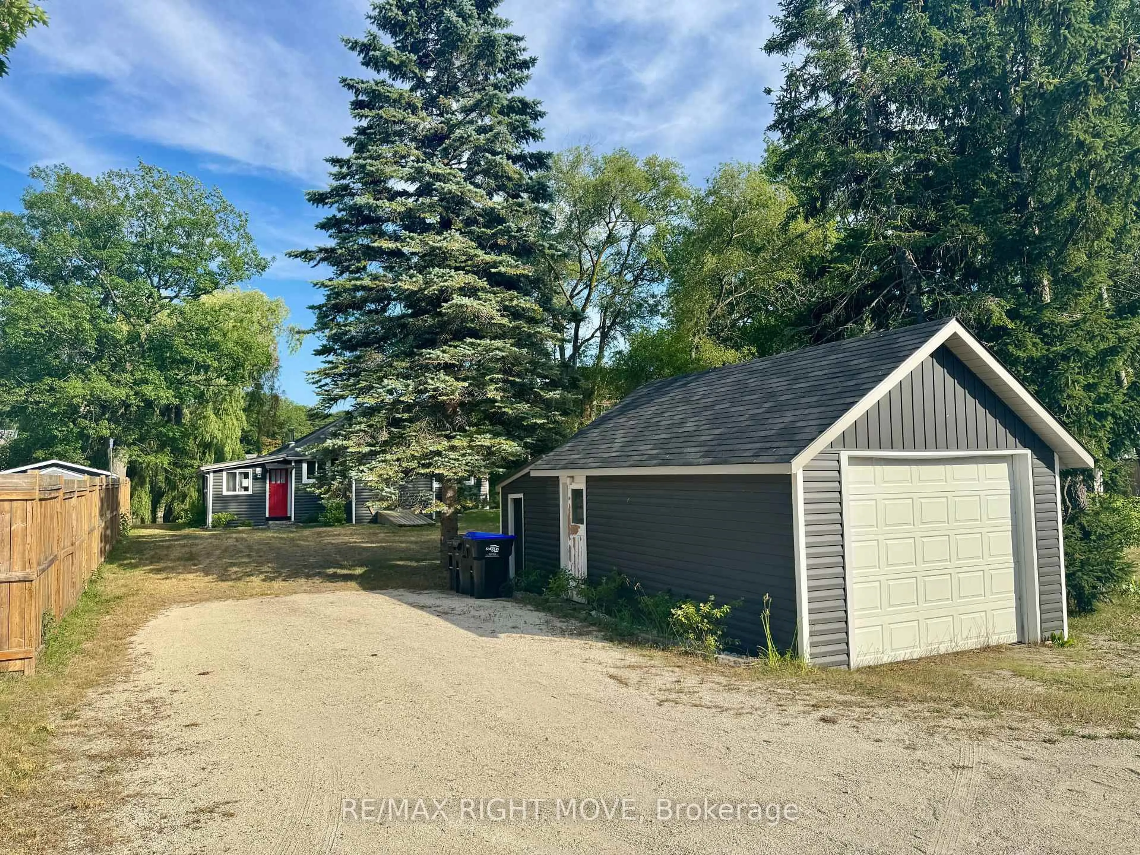 A pic from outside/outdoor area/front of a property/back of a property/a pic from drone, street for 993 Mosley St, Wasaga Beach Ontario L9Z 2G9