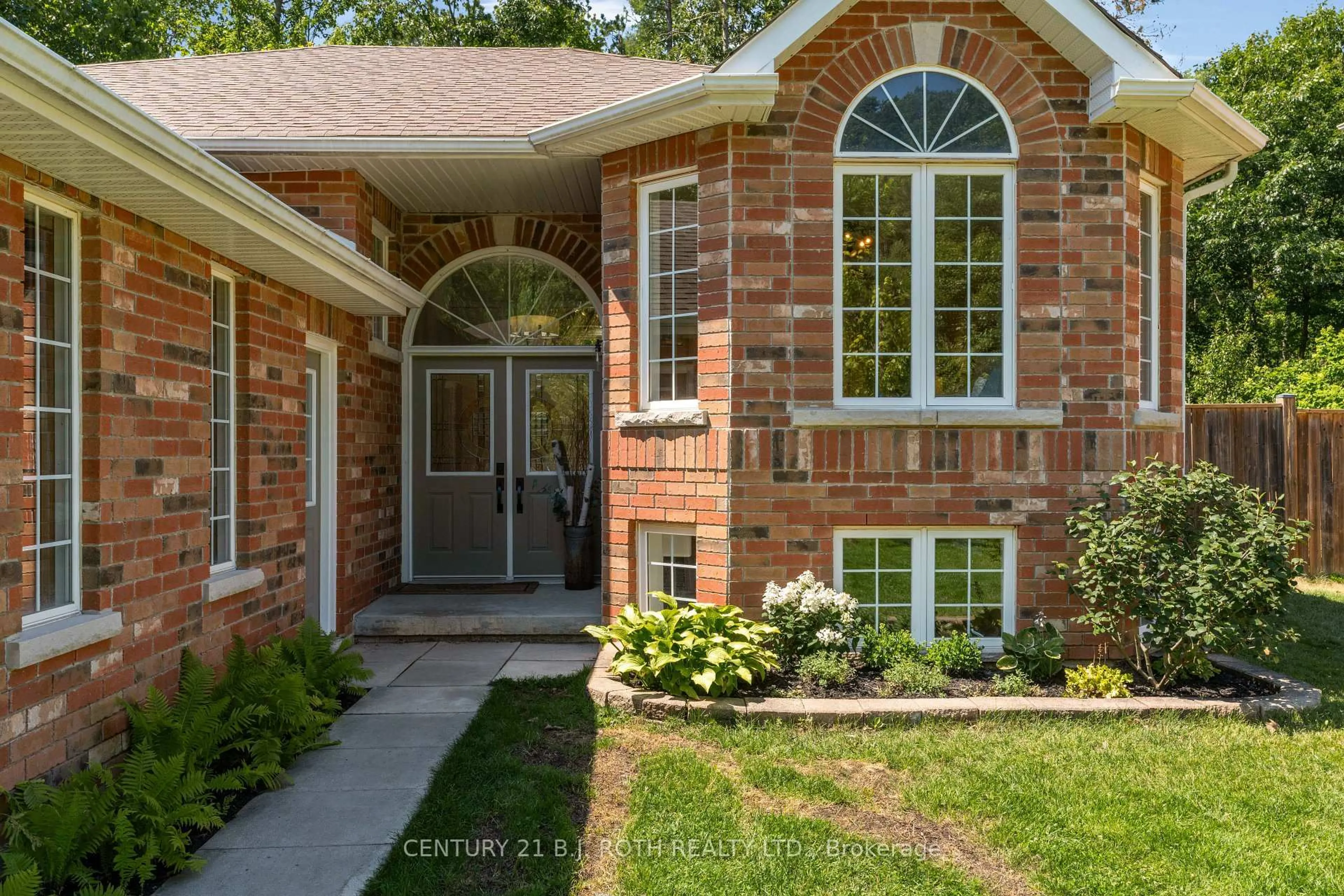 Home with brick exterior material, street for 156 Cumming Dr, Barrie Ontario L4N 0C8