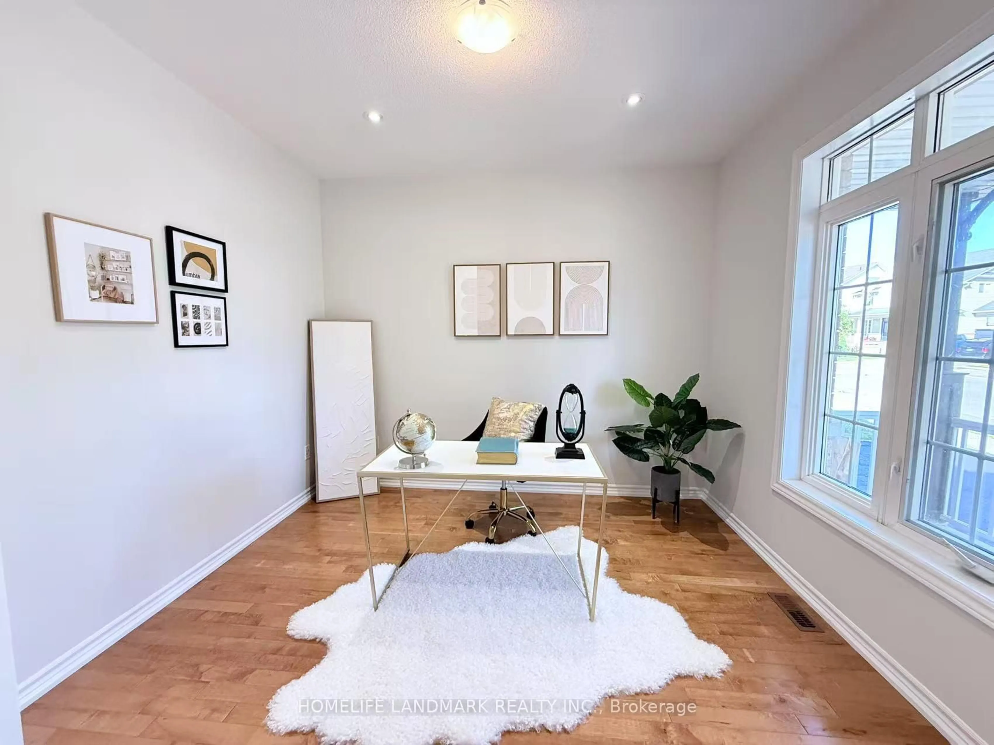 Living room with furniture, unknown for 18 The Queensway, Barrie Ontario L4M 7H6